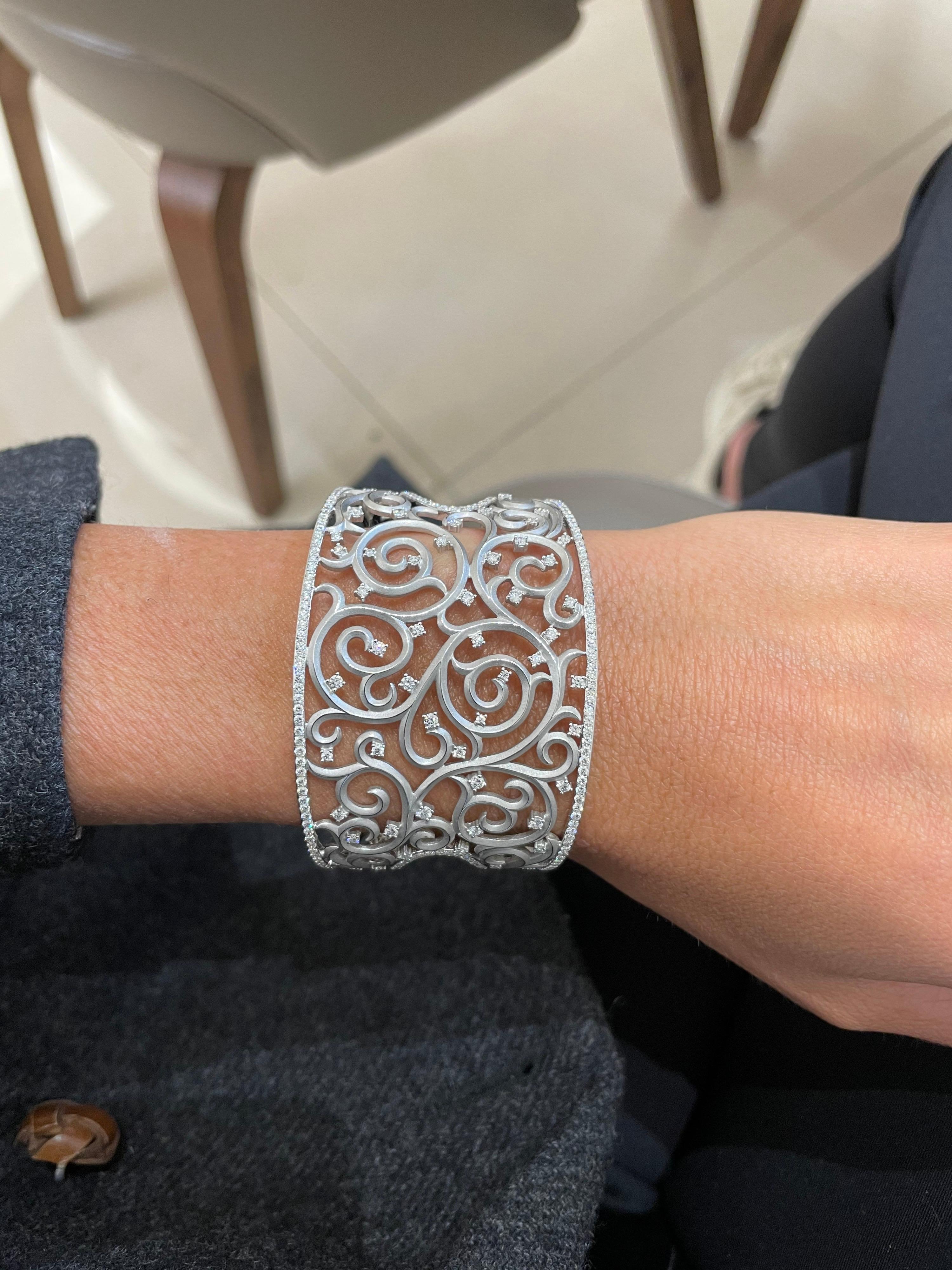Round Cut Cellini 18kt White Gold and Diamond 4.90Ct. Lace Cuff Bracelet For Sale