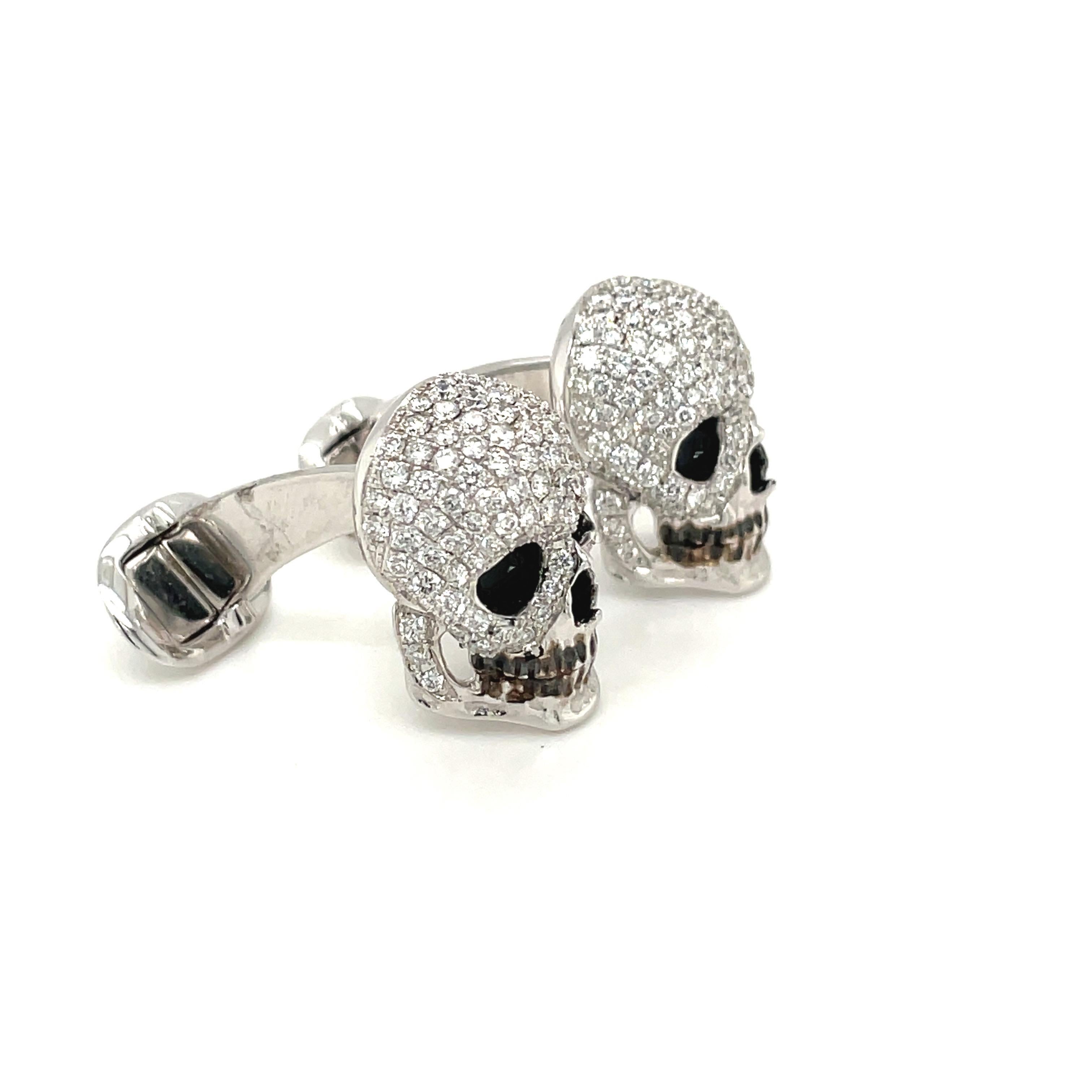 Cellini 18KT White Gold Diamond 2.50CT. Skull Head Cuff Links In New Condition For Sale In New York, NY