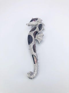 Cellini 18 Karat White Gold Seahorse Brooch, Diamonds and Black Mother of Pearl