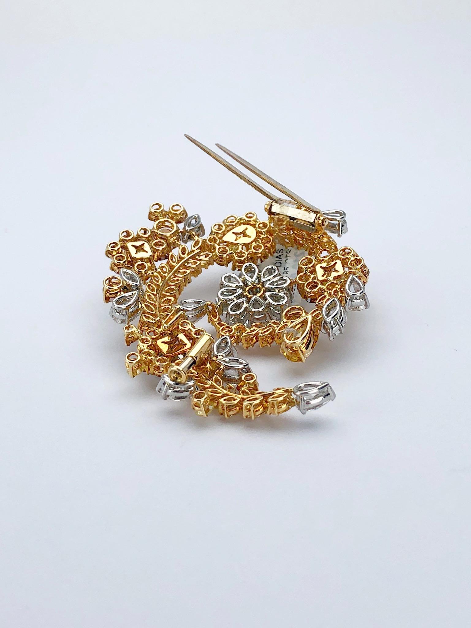 Cellini Broche en or jaune 18 carats avec diamants naturels de couleur fantaisie de 19,85 carats en vente 2