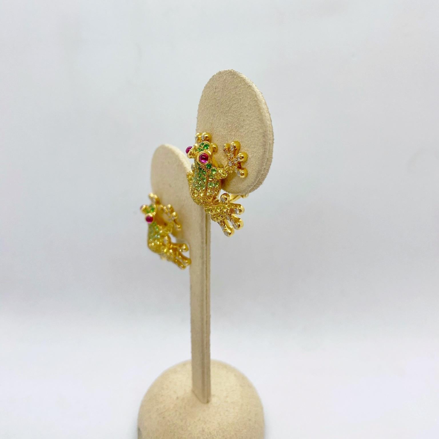 Cellini Frosch-Ohrringe aus 18 Karat Gold, Diamanten, gelben Saphiren und Tsavorit (Moderne) im Angebot