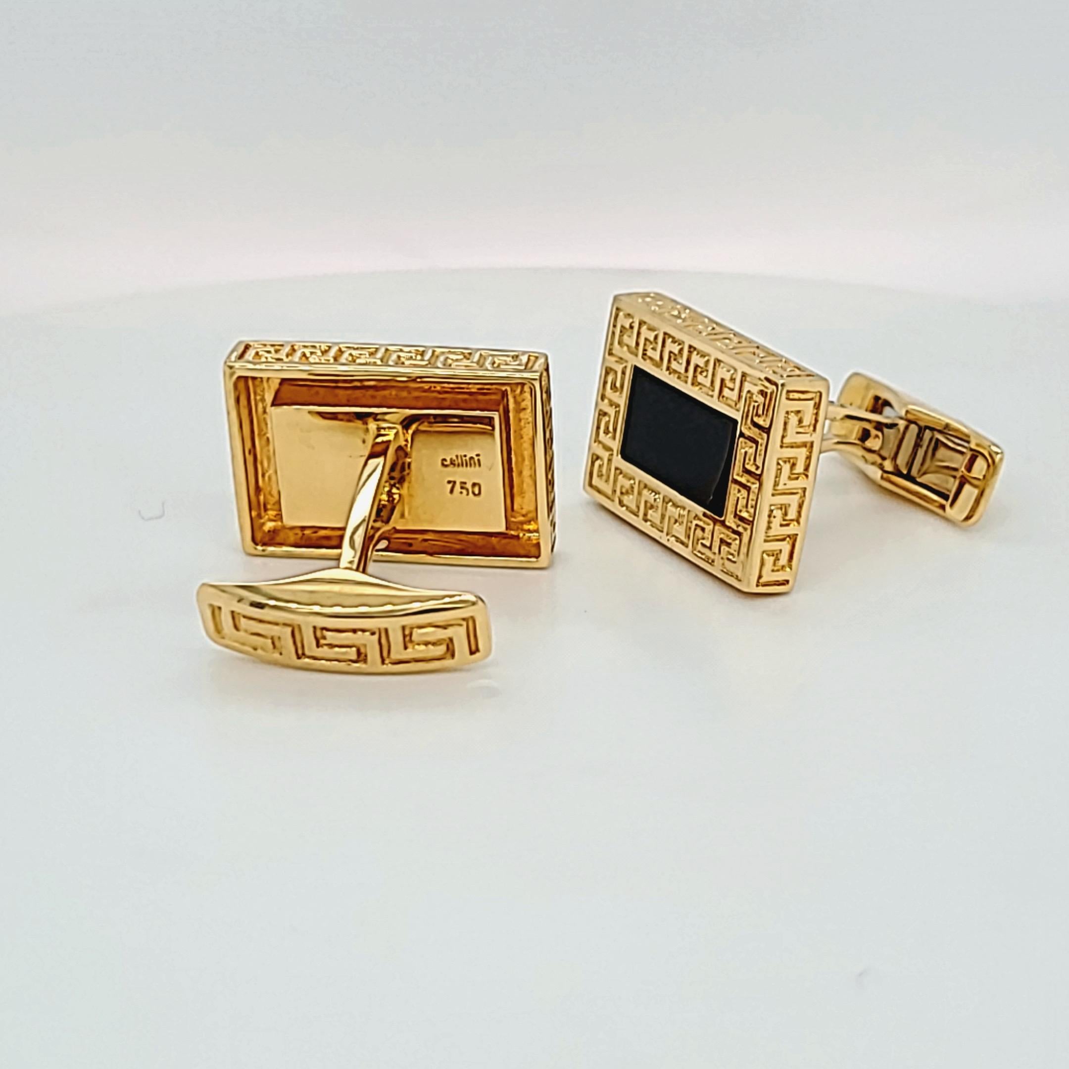 Cellini 18 Karat Yellow Gold Rectangle Greek Key Onyx Cuff Links In New Condition In New York, NY
