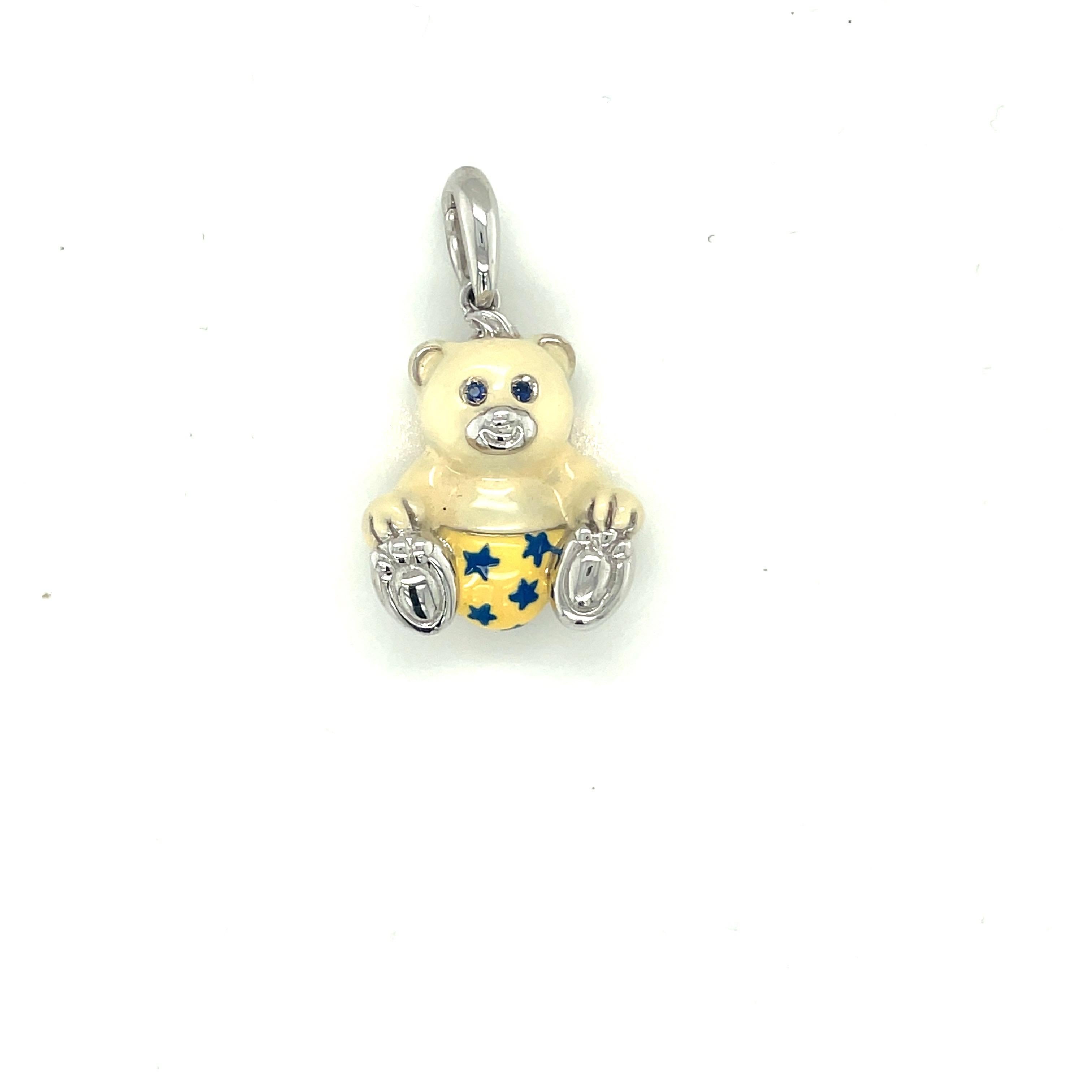 Cellini Exclusive - Breloque ours Boy Teddy Bear en or blanc 18 carats et émail Neuf - En vente à New York, NY