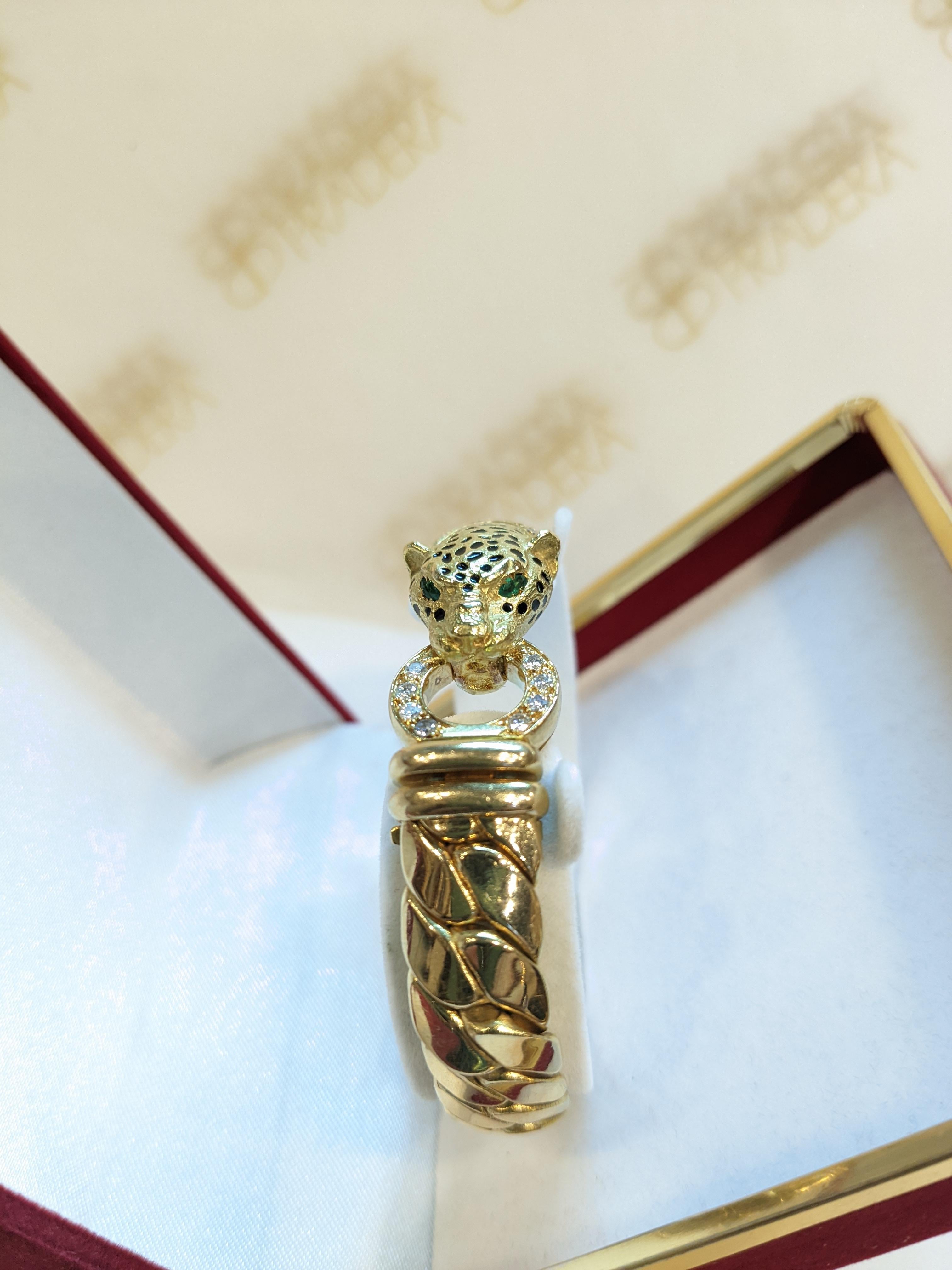 Cellini France 90´s Oro giallo 18k, diamanti, smeraldo e  collana panthere in vendita 11