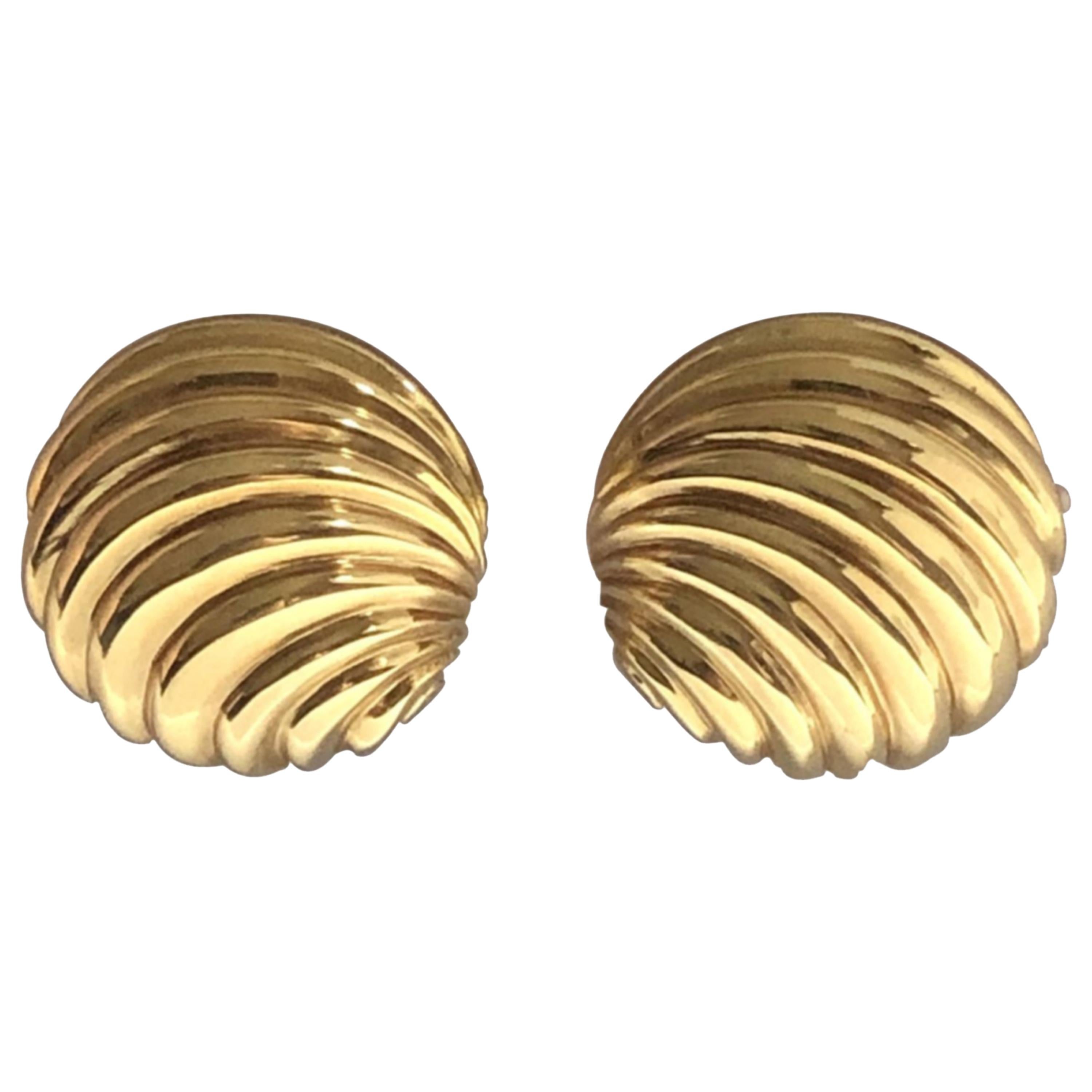 Cellini Italy Elegant Yellow Gold Shell Form Earrings
