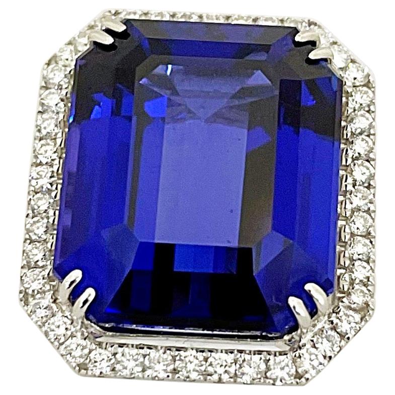 Cellini Jewelers 18KT Gold, 32.27 Carat Tanzanite Ring with 1.45 Carat Diamonds