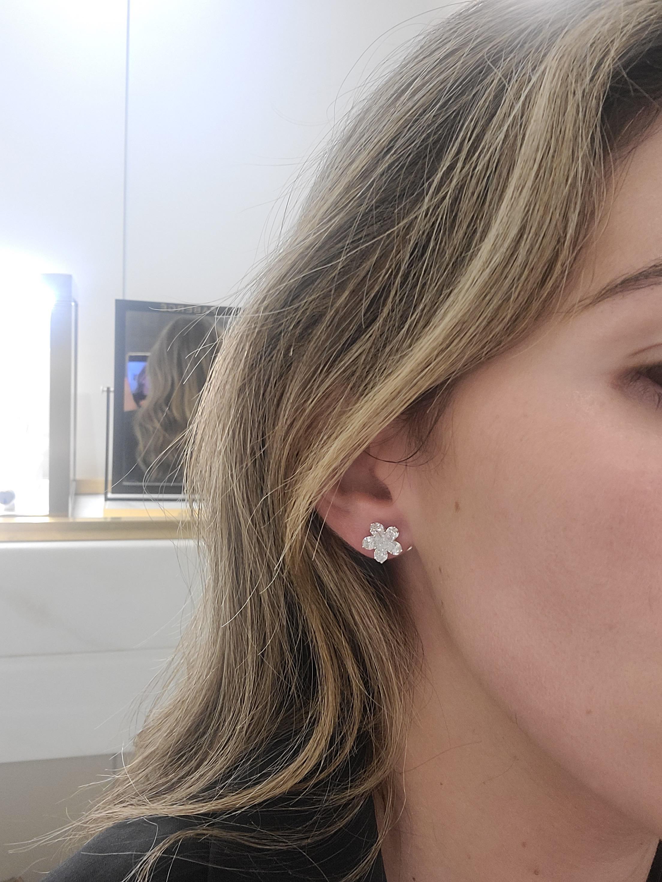 18kt White Gold 2.42ct Pear Shaped Diamond Flower Stud Earrings For Sale 3