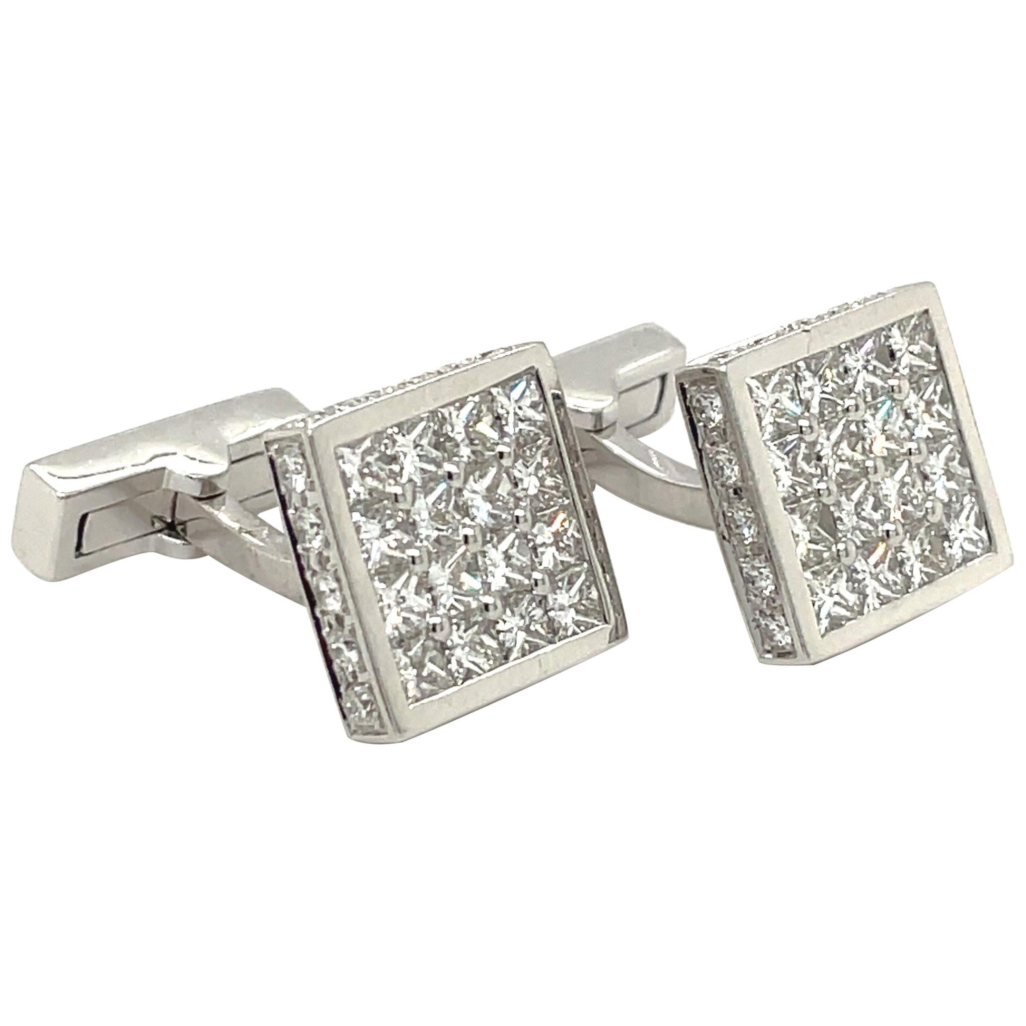 Or blanc 18 carats 5,65 carats. Boutons de manchette carrés diamant