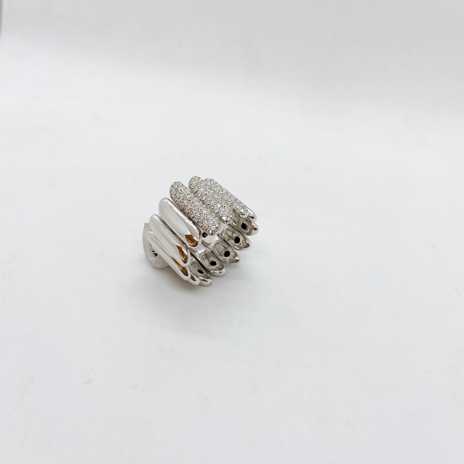 Bague à large anneau en or blanc 18 carats avec diamants de 1,04 carat Unisexe en vente