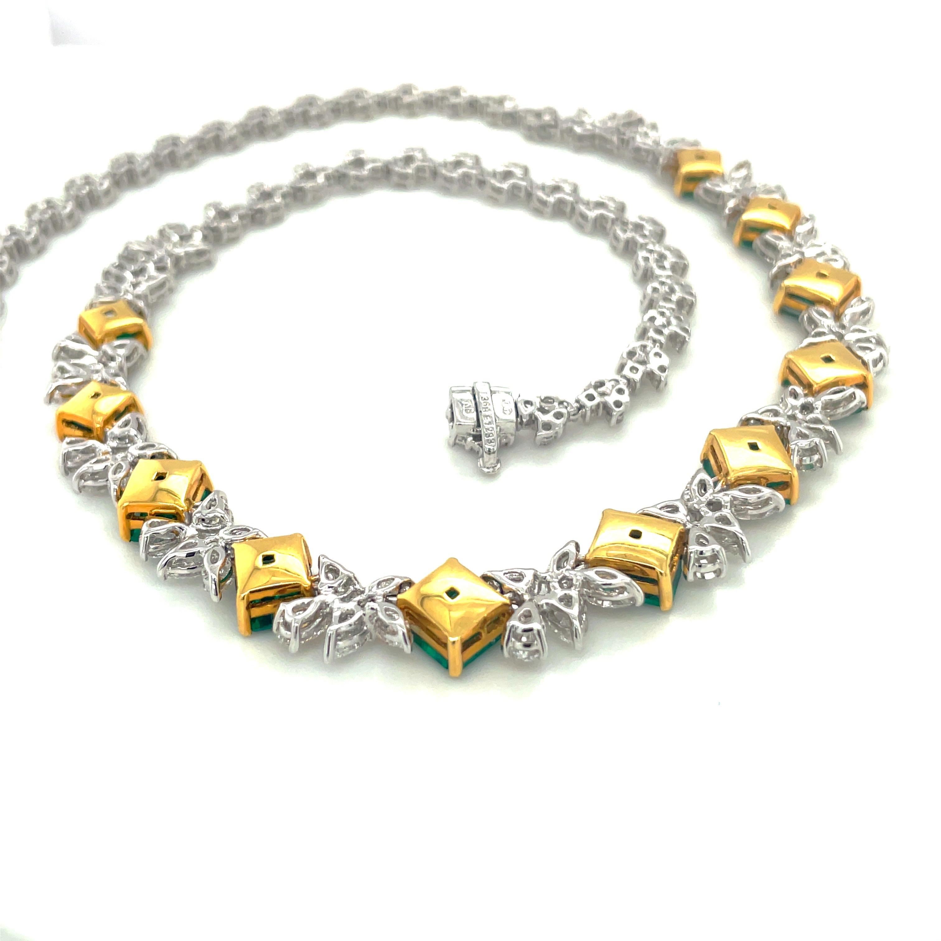 Cellini Jewelers Collier en or blanc/jaune 18 carats avec émeraude 12,33 carats et diamants 13,68 carats en vente 5