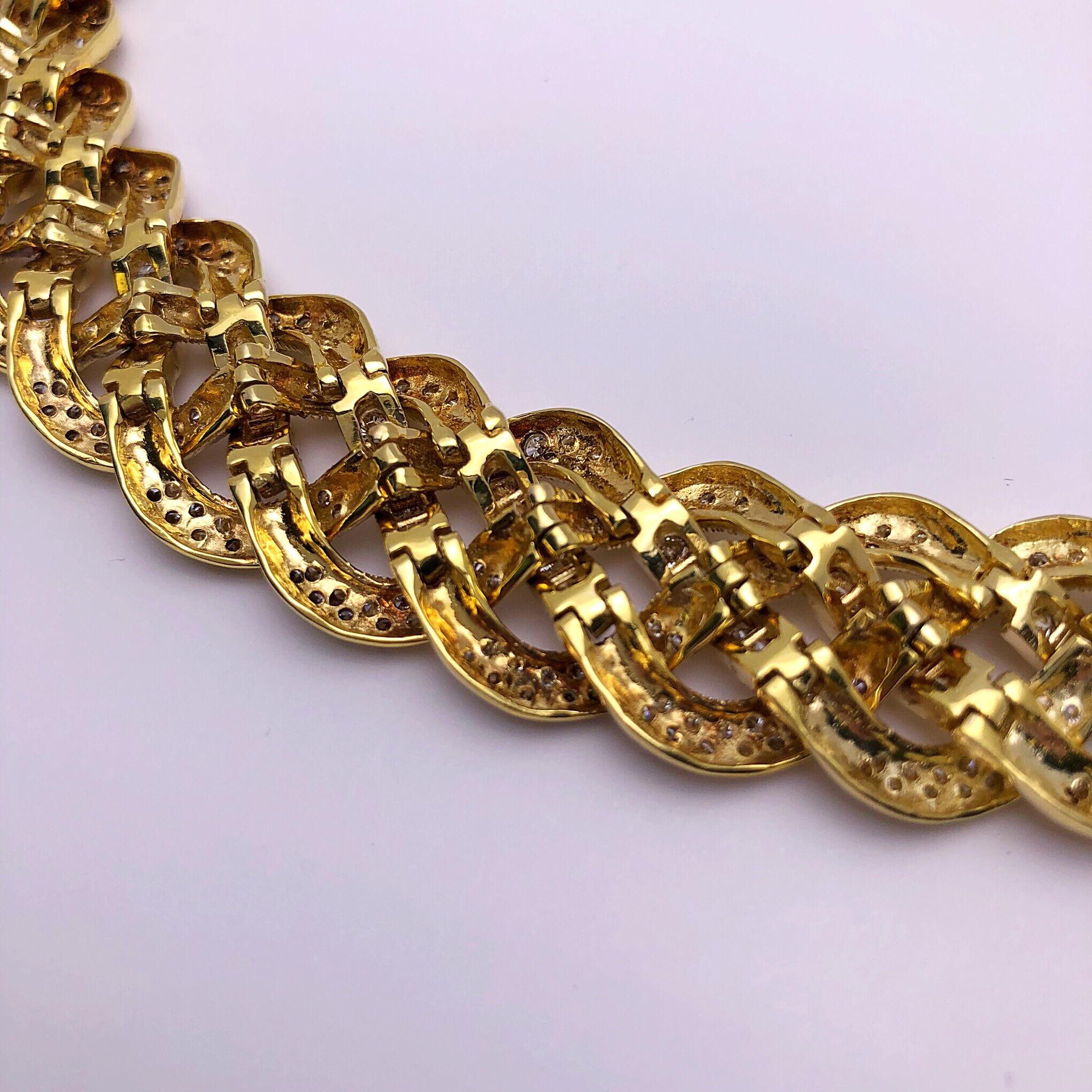 Halskette mit geflochtenem Kragen aus Gelbgold mit Diamanten im Zustand „Neu“ im Angebot in New York, NY