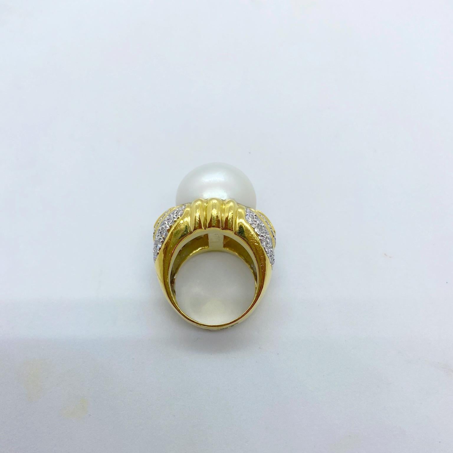 Art Deco 18 Karat Yellow Gold, 4.96 Carat Diamond and South Sea Pearl Ring For Sale