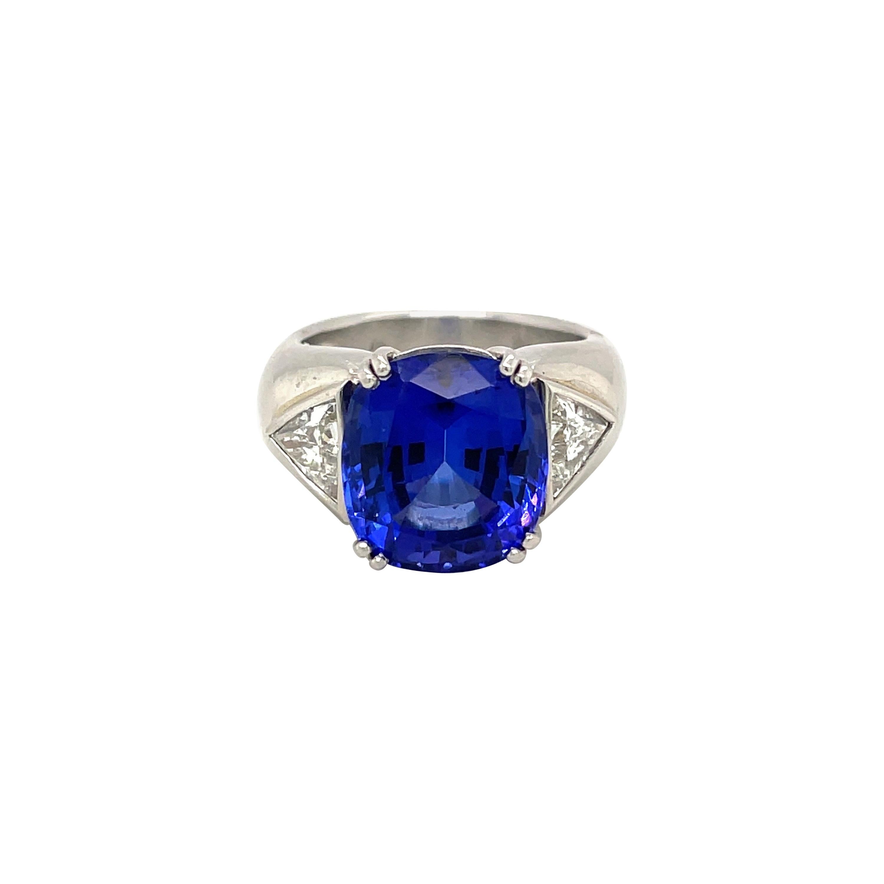 Cellini Jewelers 9.51C.T Tanzanite Ring with Diamond Side Stone Set in Platinum For Sale