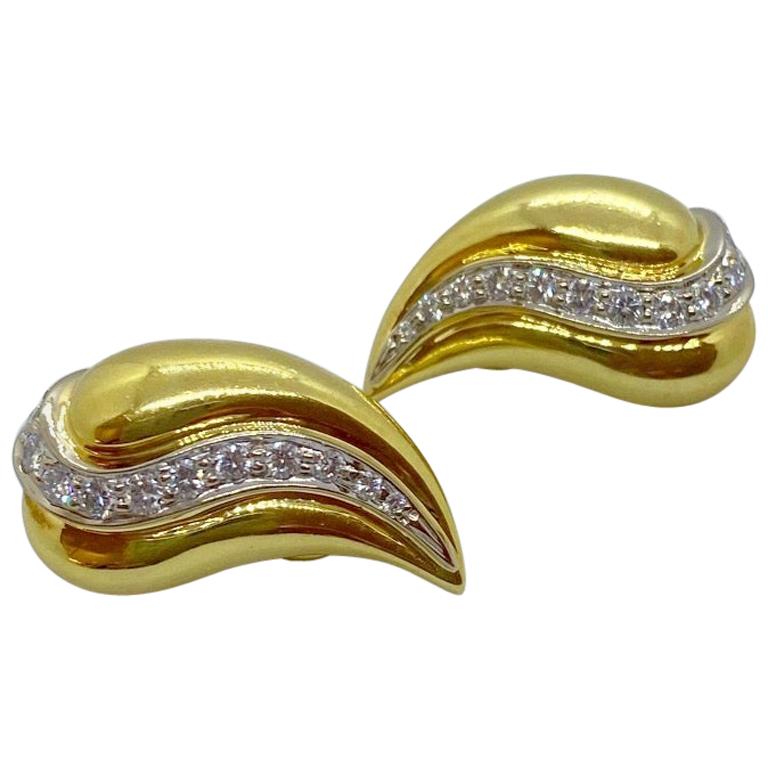 Cellini Jewelers NYC Pendientes lágrima de oro de 18 quilates con diamantes de 1,00 quilate en venta