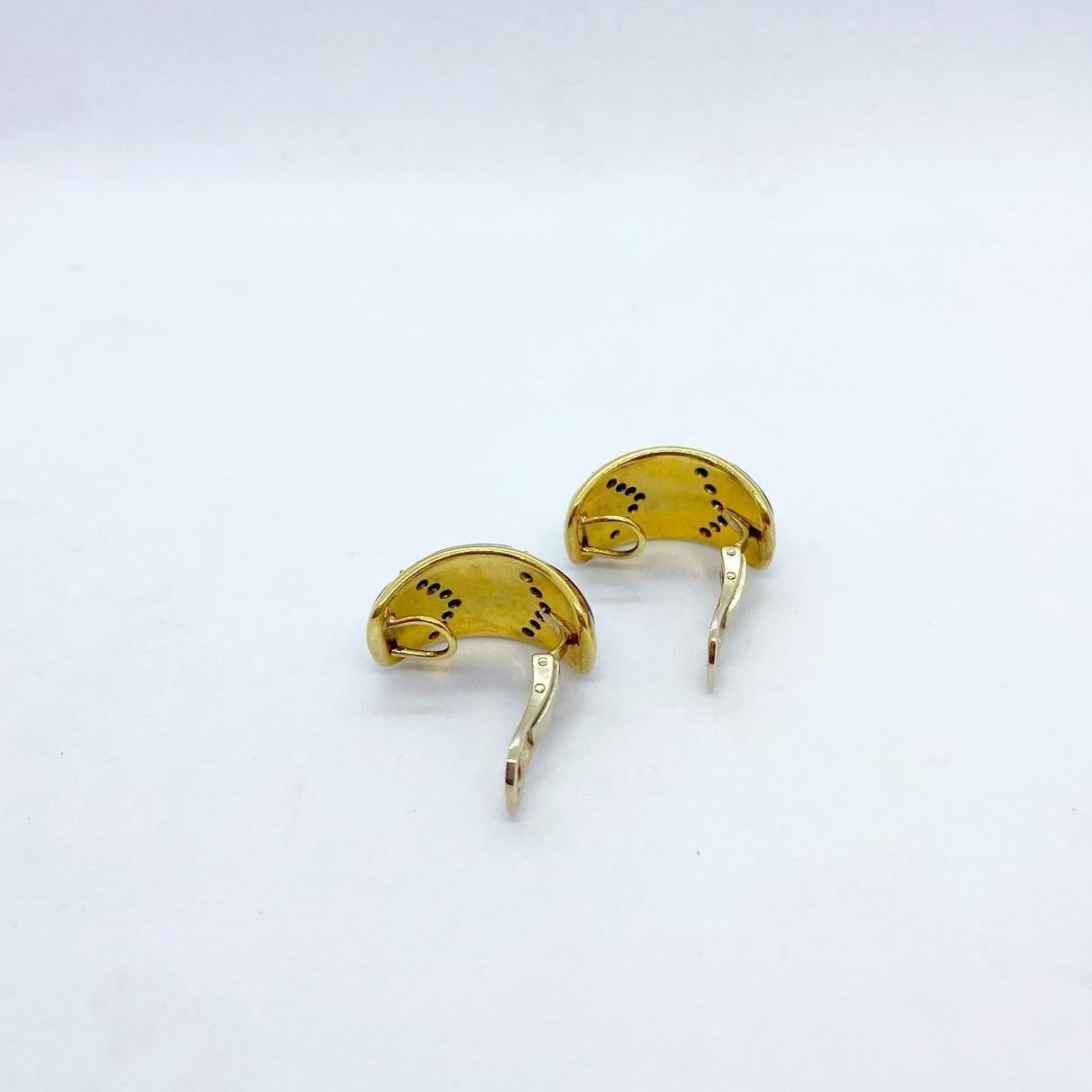 Retro Cellini NYC 18 Karat Yellow Gold Lapis and .92 Carat Diamond Earrings For Sale