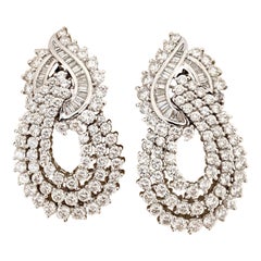 Pendientes colgantes de platino y diamantes Cellini Jewelers de 7,50 quilates