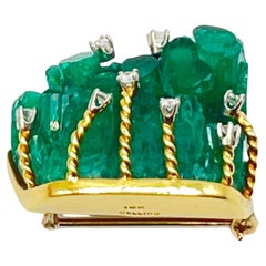 Cellino Broche de oro amarillo de 18 quilates con esmeralda y diamantes c. 1970