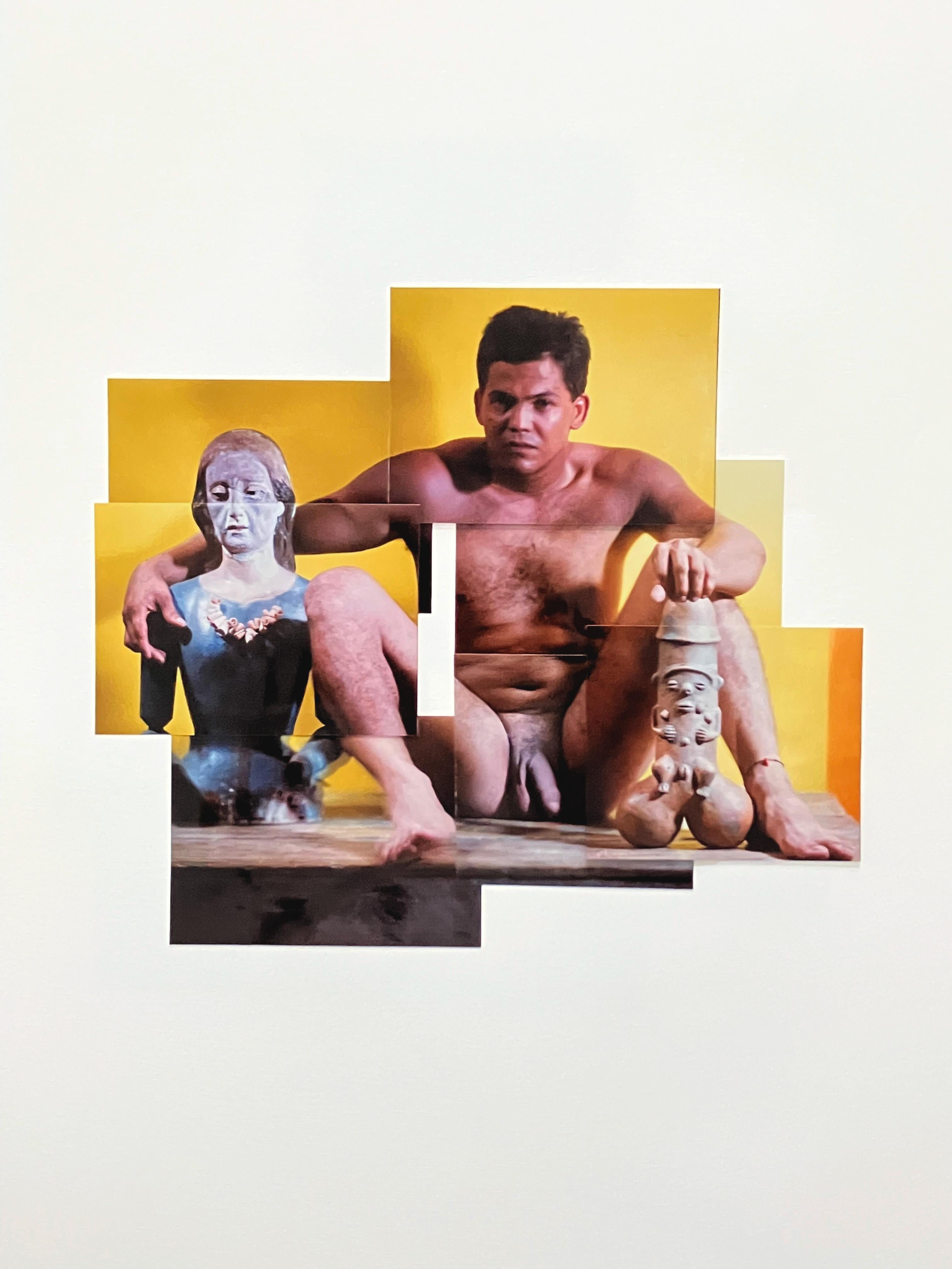 Entre dos Iconos. De la serie Buscando Mamá. Collage fotográfico - Photograph Contemporáneo de Celso José Castro Daza