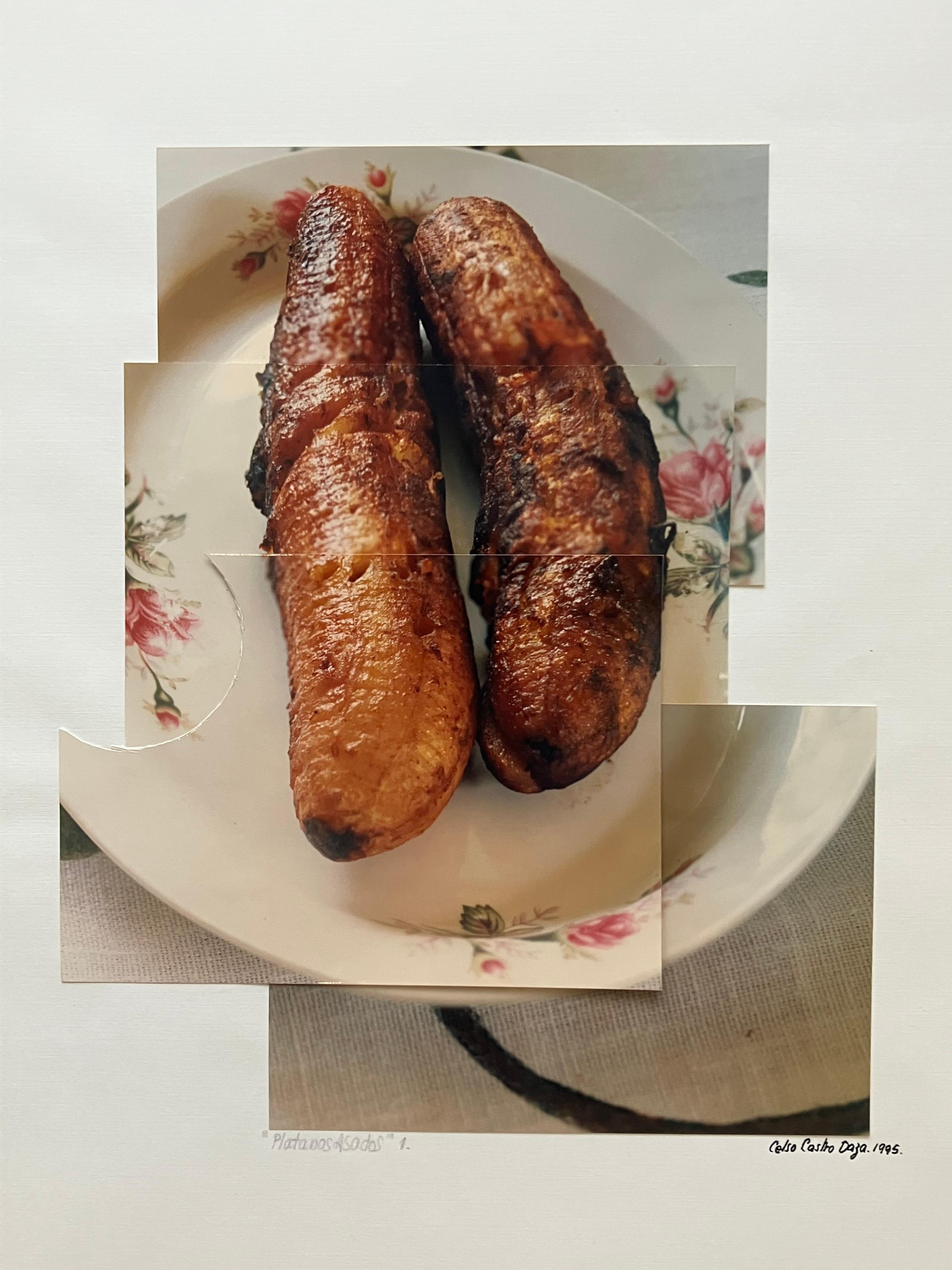 Platanos Asados 1. Aus der Serie Frutas. Stillleben Fotocollage – Photograph von Celso José Castro Daza