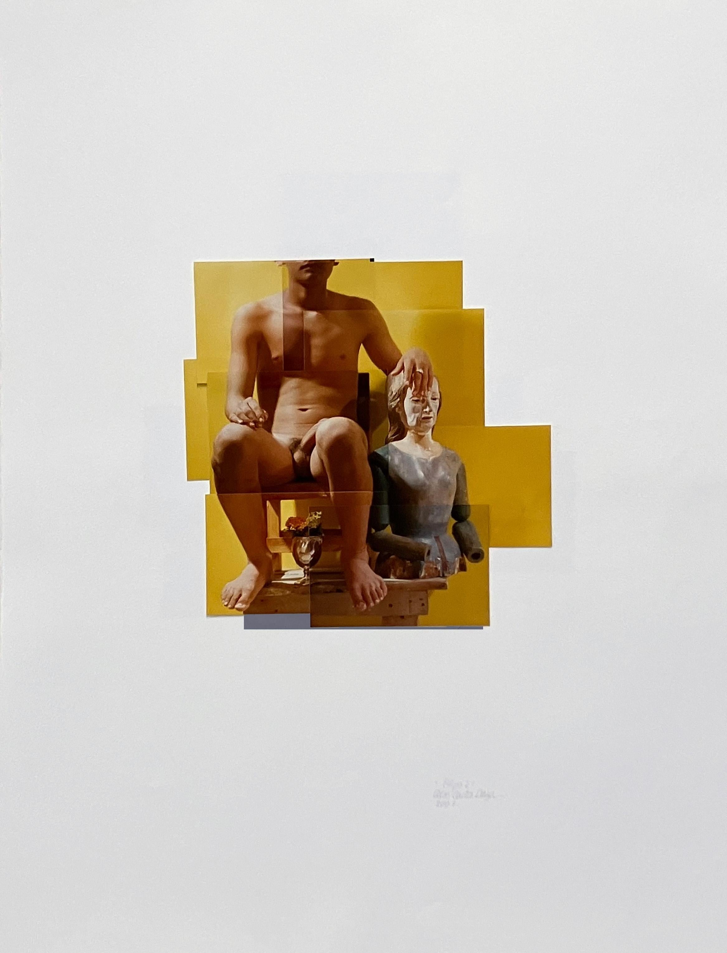 Triptychon Edipo 2, Carlos und Delirio. Von der Suche nach einer Mutter. Fotomontage (Beige), Nude Photograph, von Celso José Castro Daza