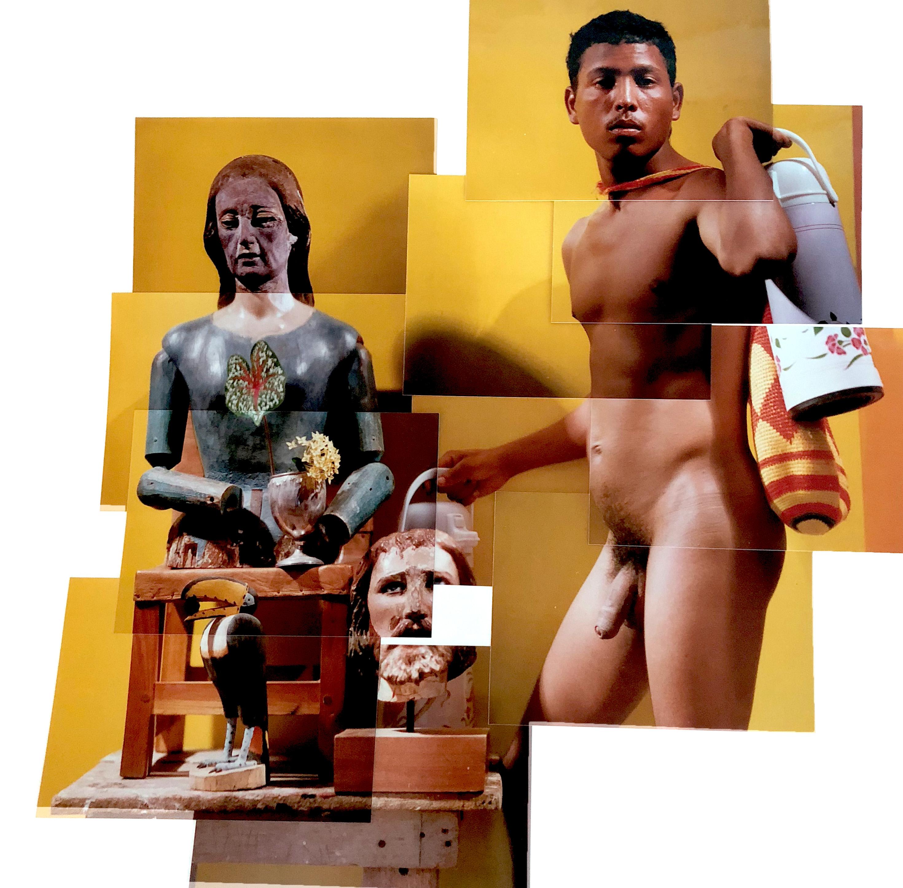 Sans titre III. Tiré de la série Buscando Mamá. Collage de photos - Contemporain Photograph par Celso José Castro Daza