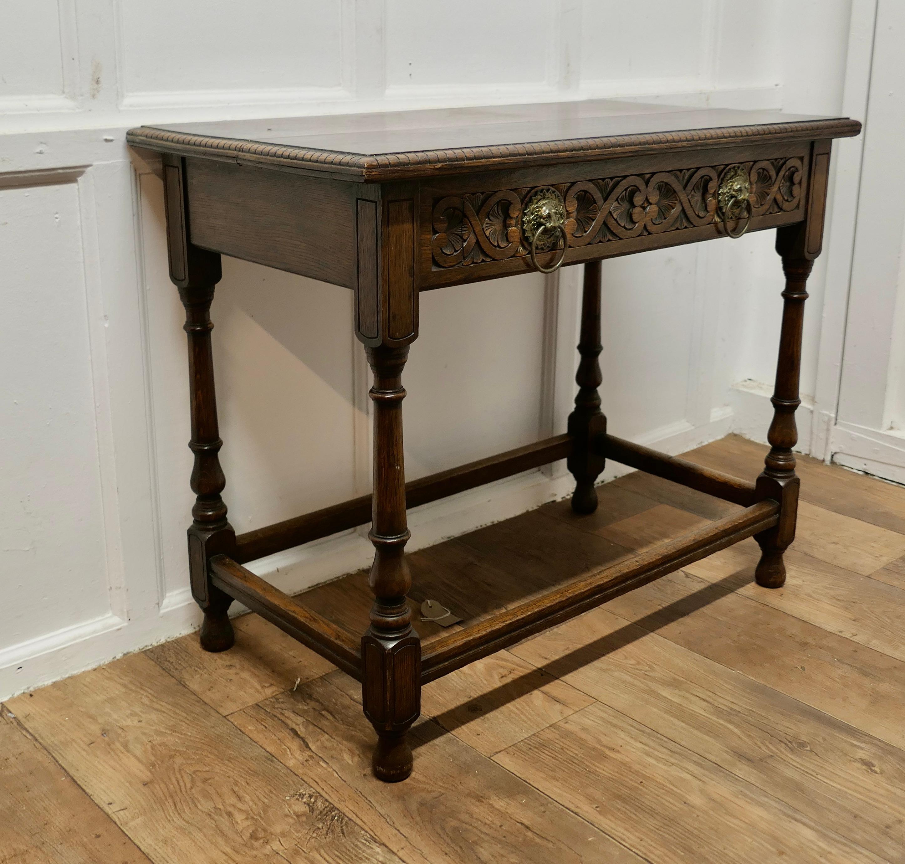 Celtic Carved Oak Occasional Table   A particularly fine quality Table In Good Condition For Sale In Chillerton, Isle of Wight