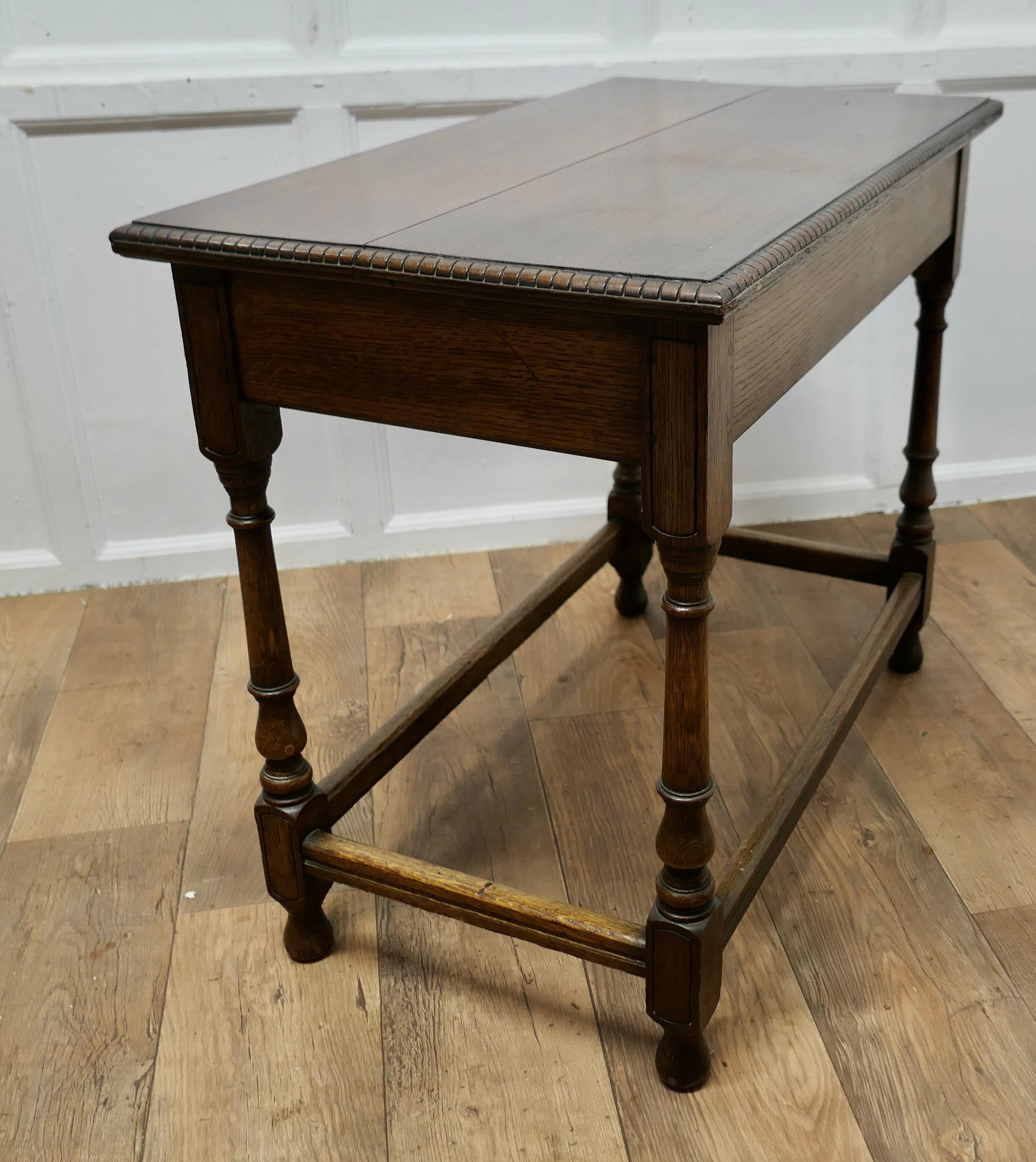 Celtic Carved Oak Occasional Table   A particularly fine quality Table For Sale 3