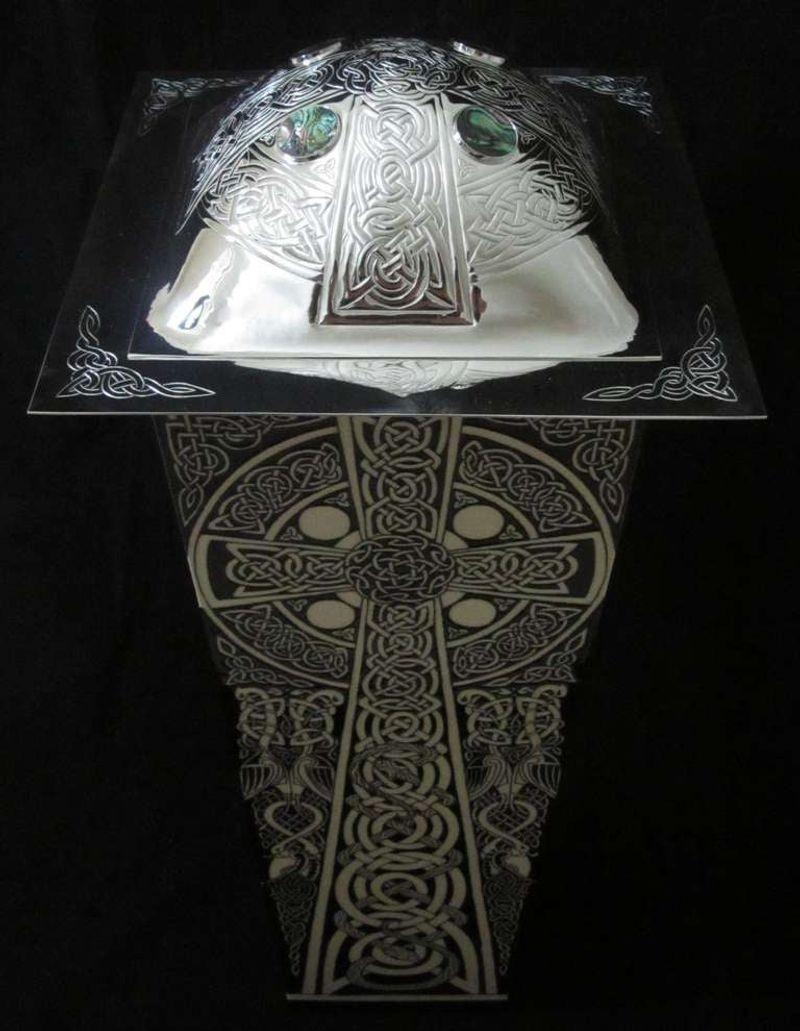 Celtic Cross a Lidded Vase by Heidi Warr and the Guild of Handicrafts For Sale 1