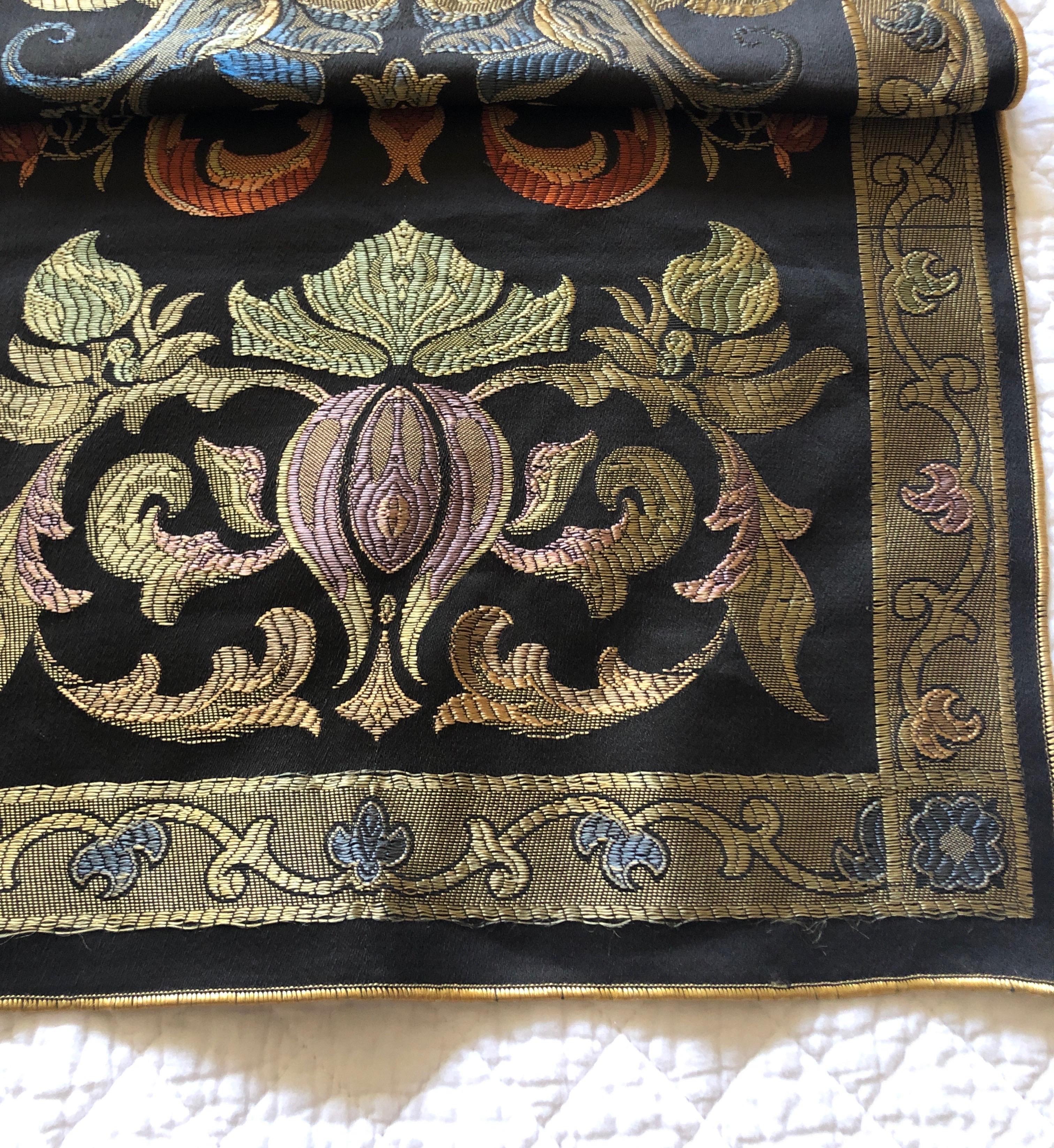 celtic table runner
