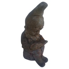 Reading Gnome aus Zementguss