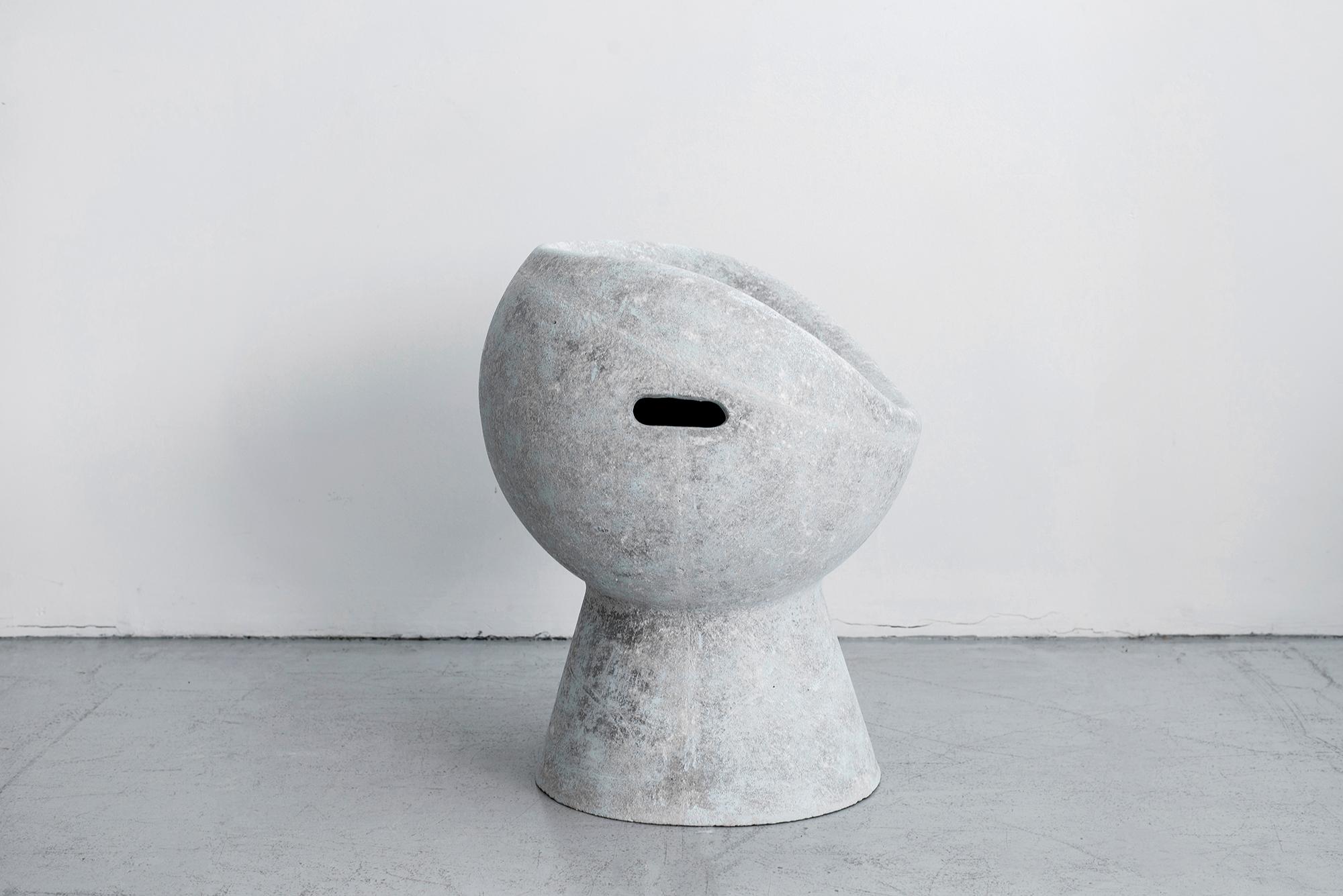Cement Pod Chairs by Willy Guhl 6