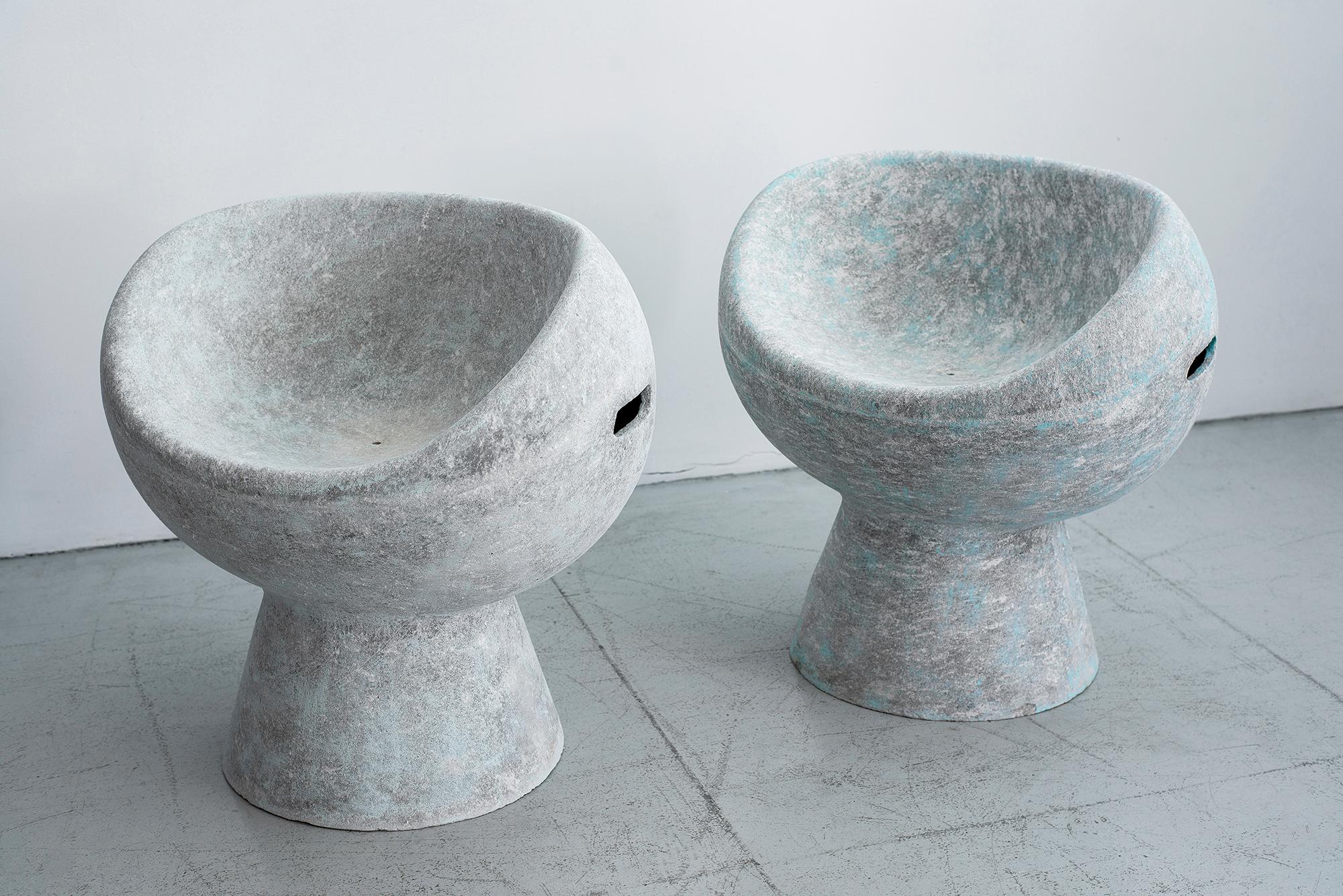 Cement Pod Chairs by Willy Guhl 9