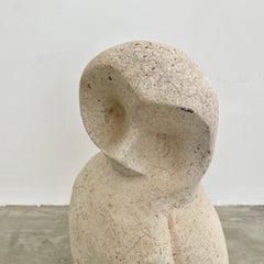 Zementstein-Skulptur der Eule im Stil von Constantin Brâncuși, um 1960