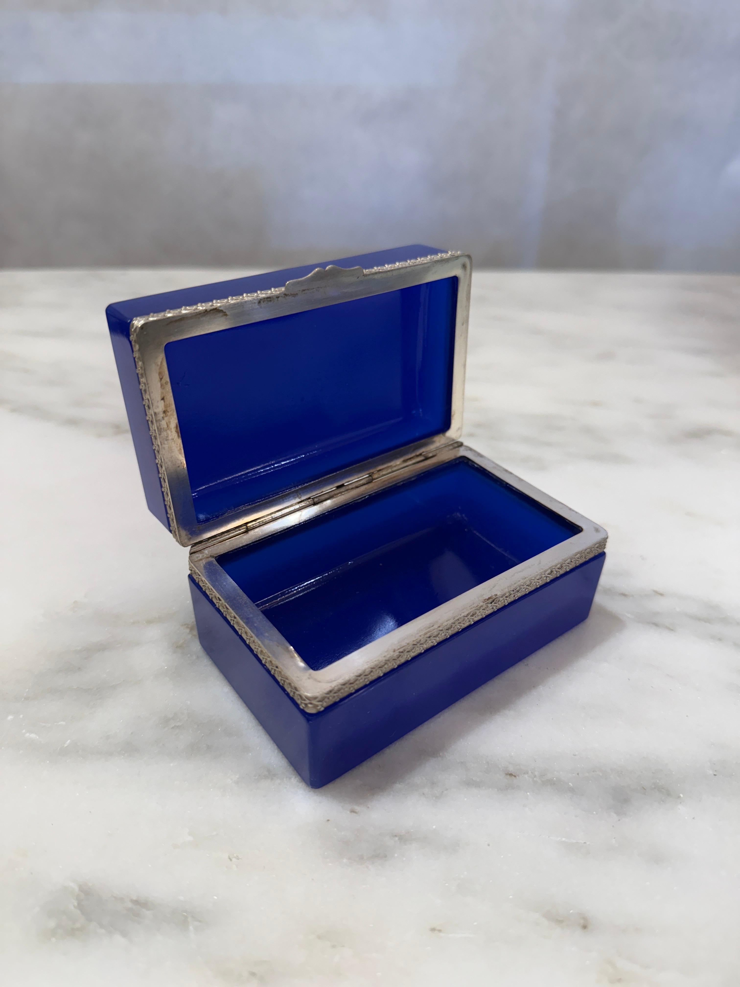 Milieu du XXe siècle Cenedese 1950 - Boîte à charnières en verre de Murano bleu cobalt en vente