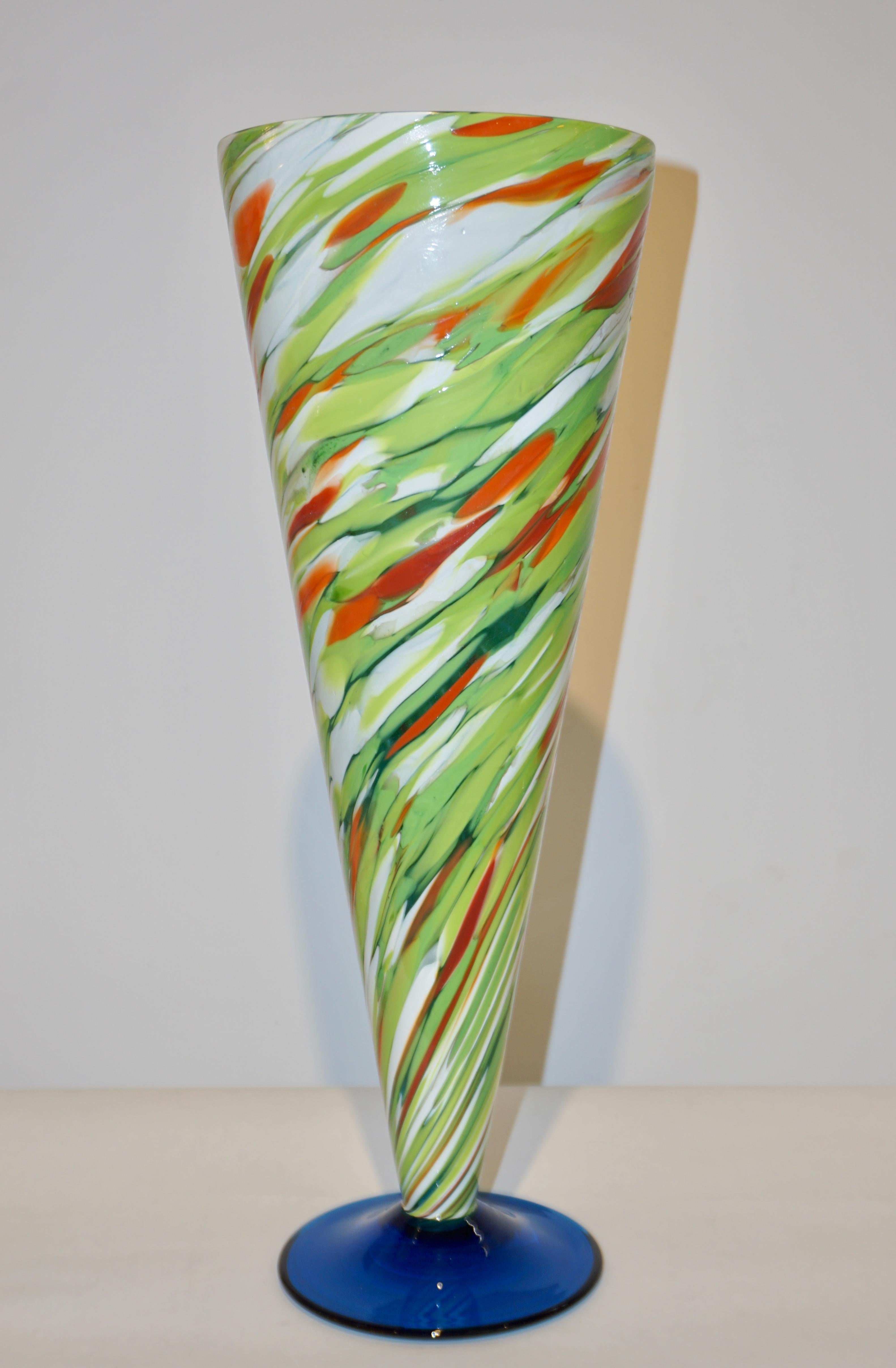 Cenedese 1970 Pair of White Green Orange Murano Glass Conical Vases on Blue Base For Sale 2