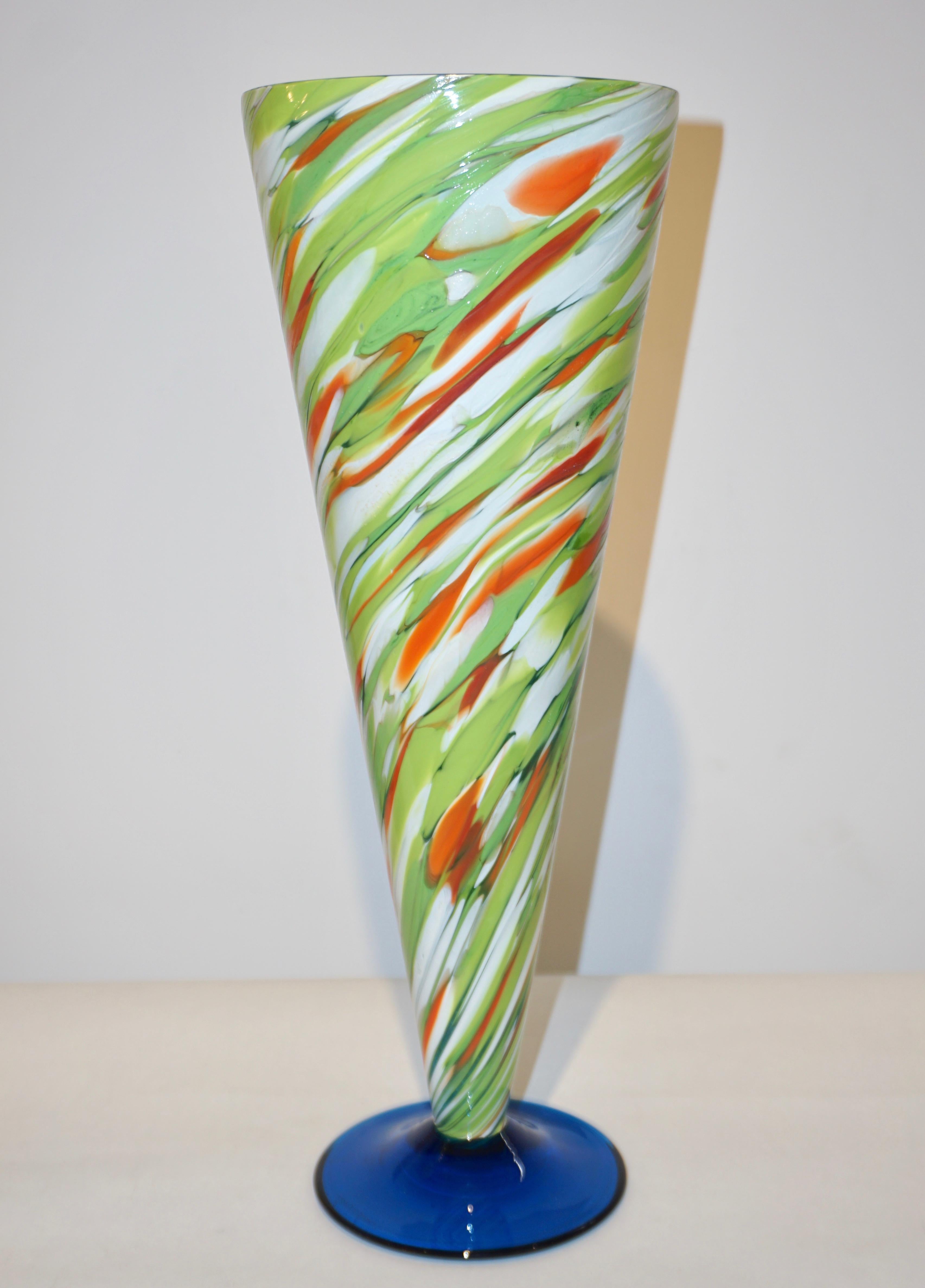 Cenedese 1970 Pair of White Green Orange Murano Glass Conical Vases on Blue Base For Sale 1
