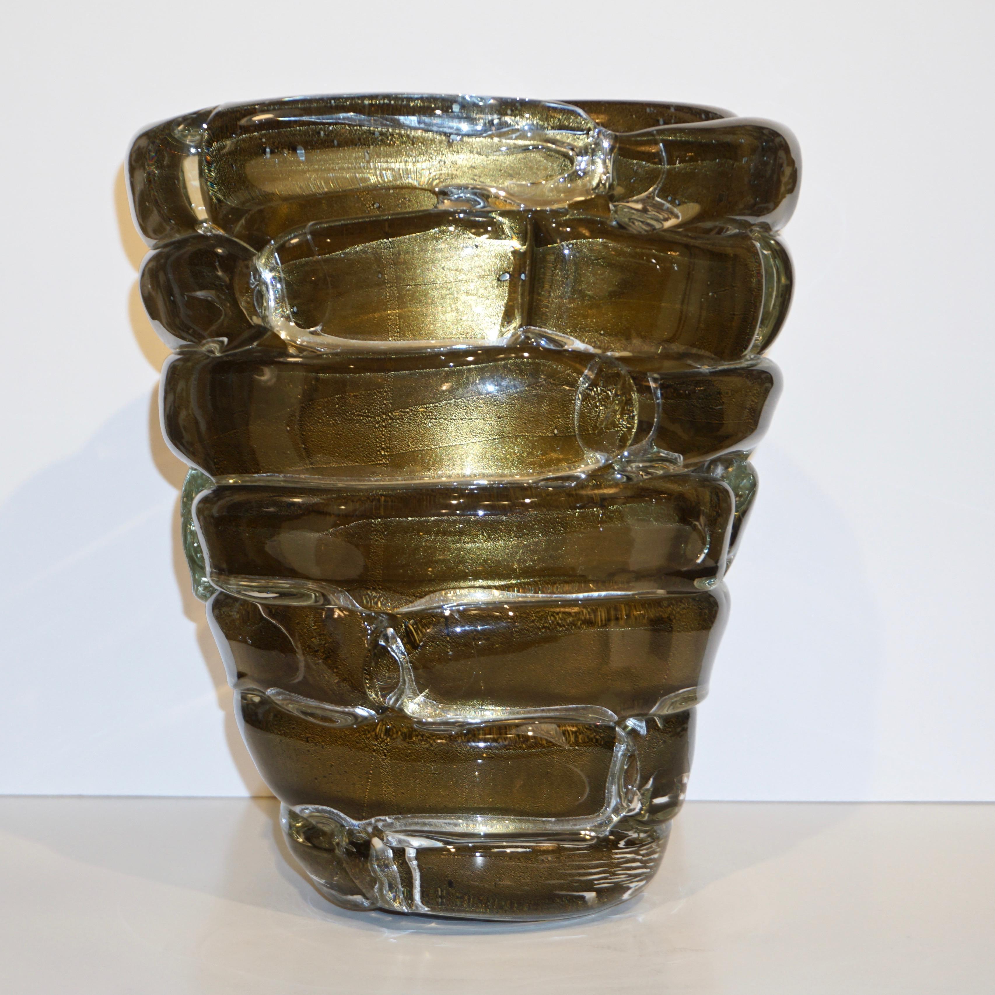 Cenedese 1980s Italian Modernist Crystal Murano Glass Gold Sculpture Vase In Good Condition In New York, NY