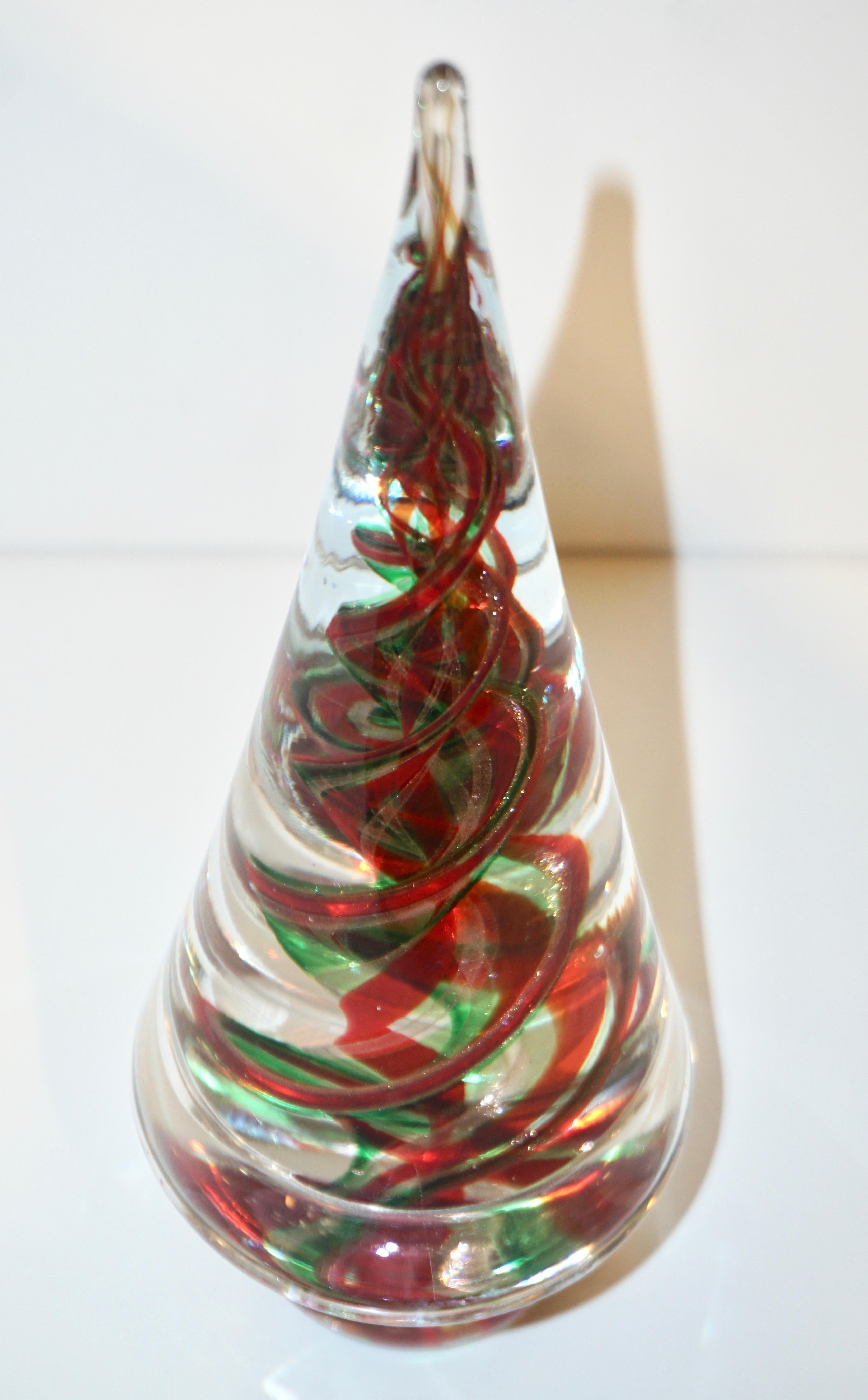 Cenedese 1980s Italian Modern Green Red Crystal Murano Glass Tree Sculpture In Excellent Condition In New York, NY