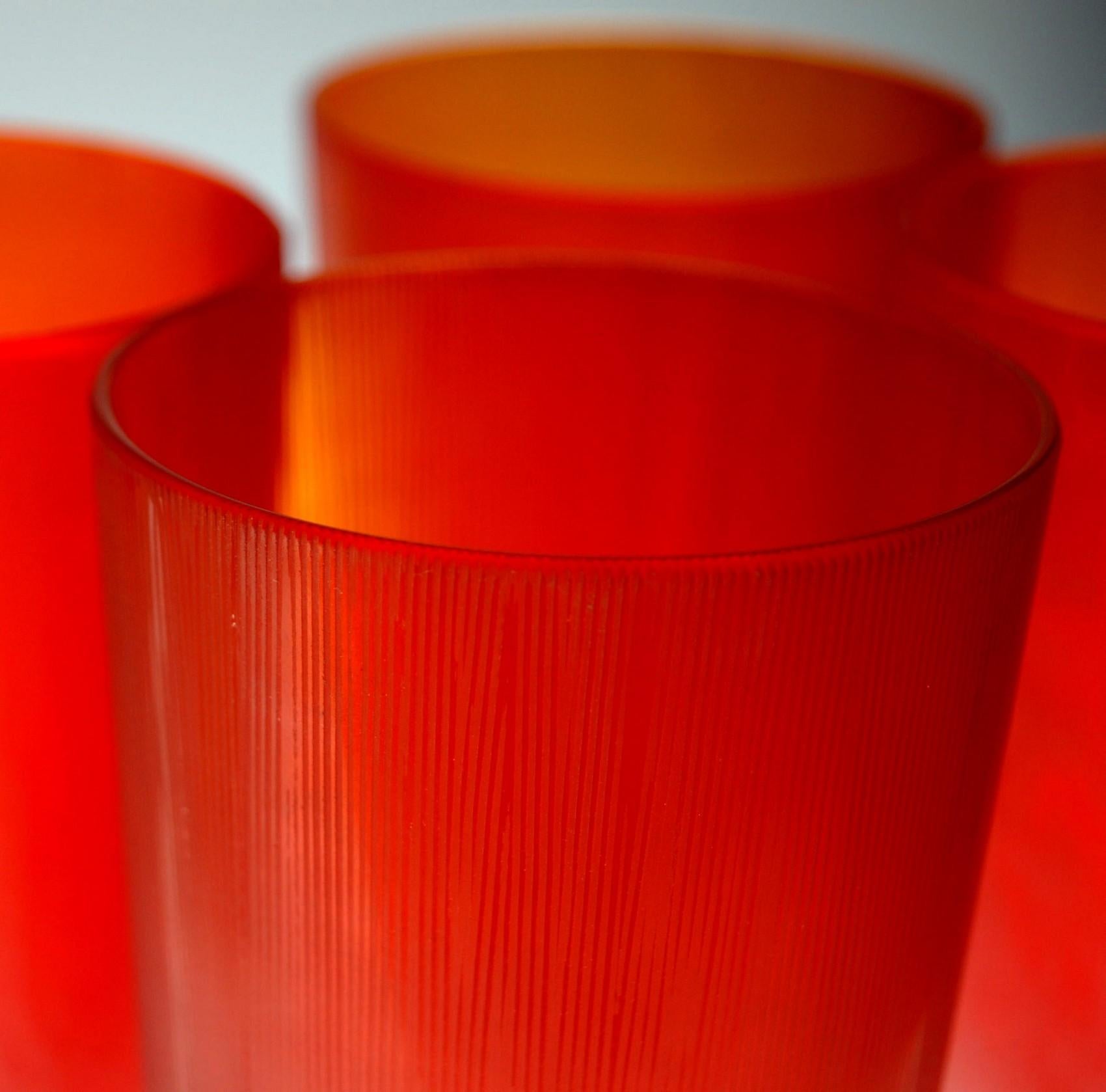 8 gobelets rouges ou ambrés Cenedese, Incisi Velati verre de Murano Sommerso épais en vente 7