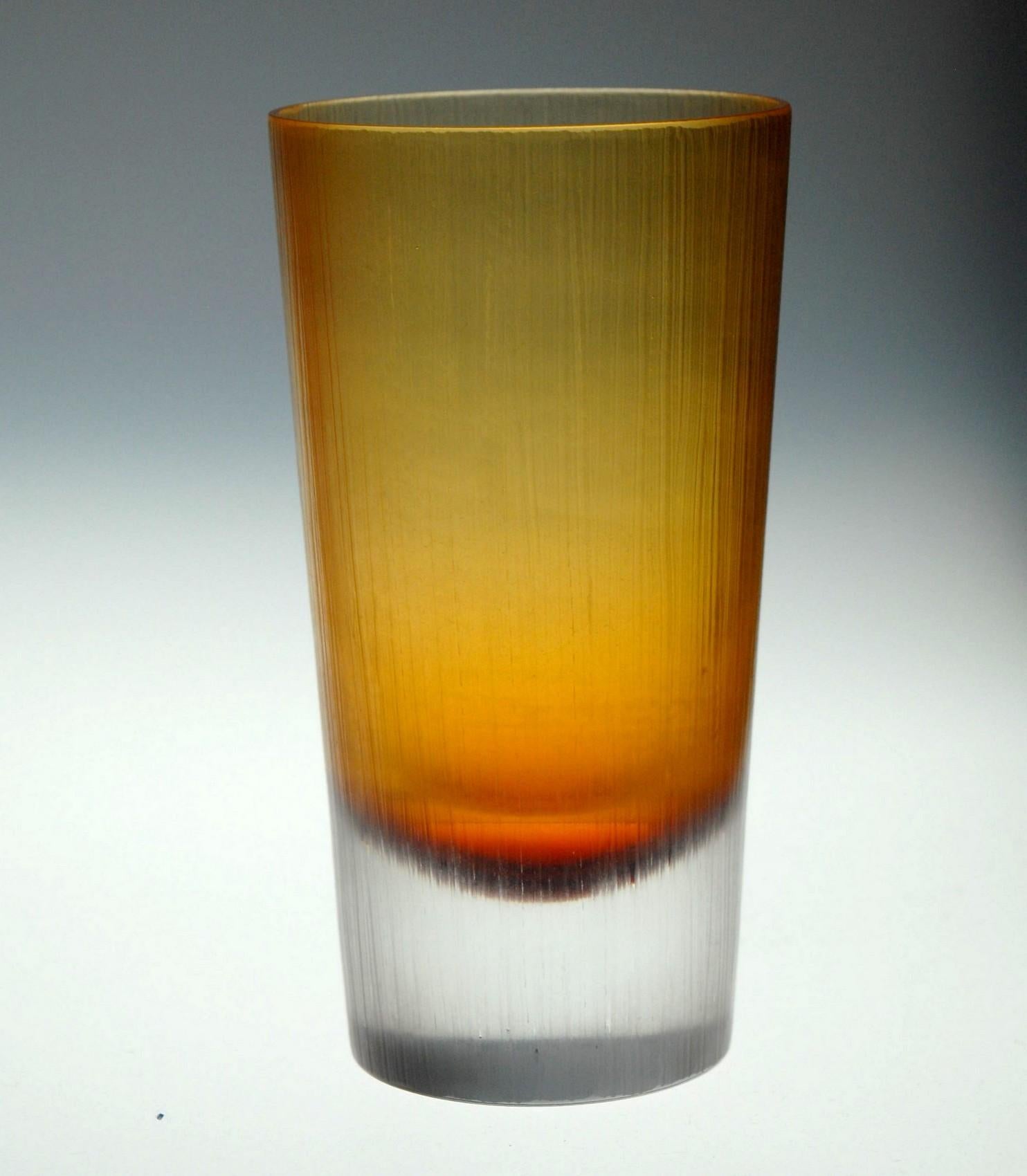Cenedese, 8 Tumblers Red or Amber, Incisi Velati Heavy Sommerso Murano Glass For Sale 8