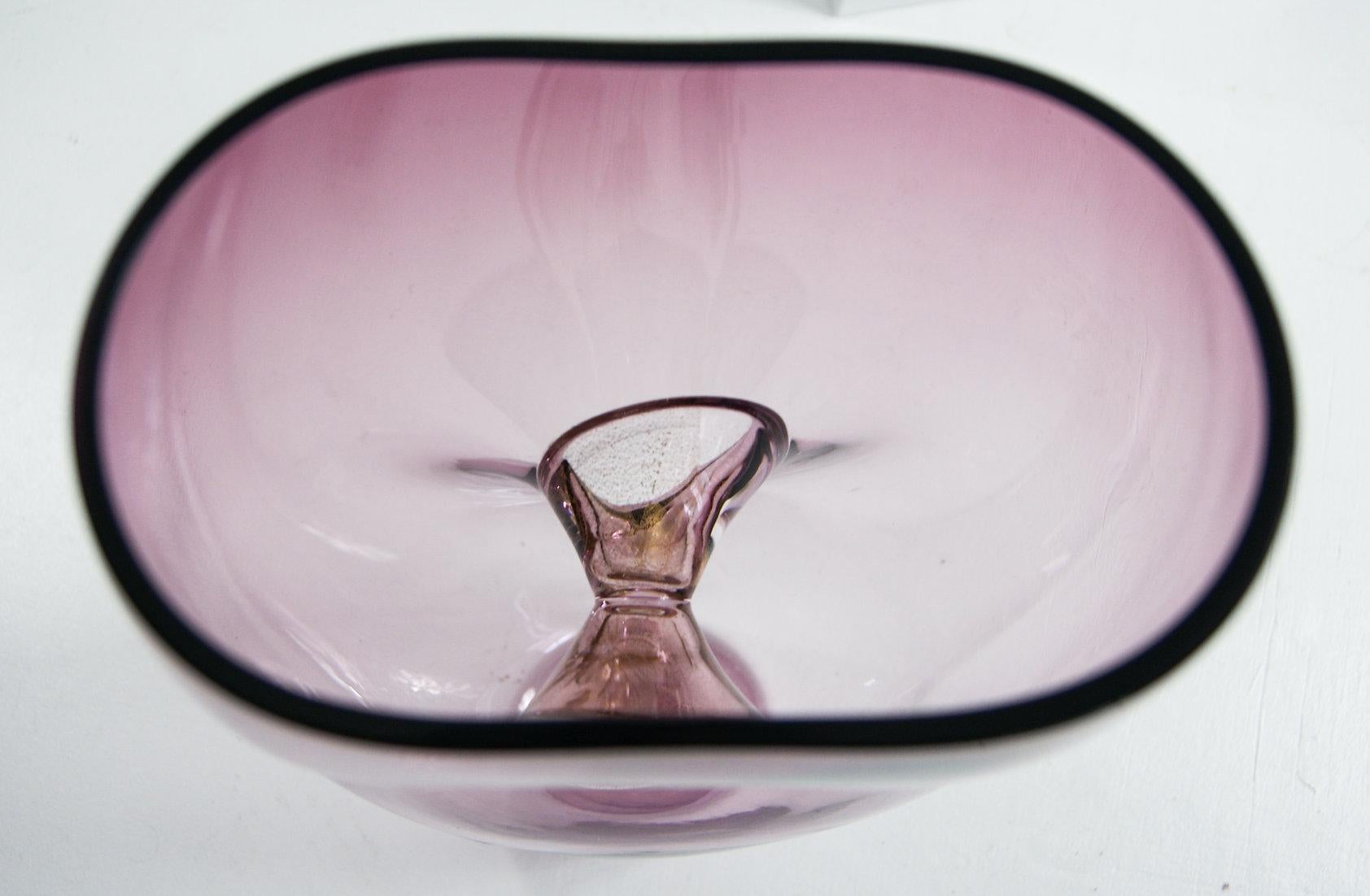 Cenedese and Albarelli Murano Amethyst Glass Vase Huge For Sale 1