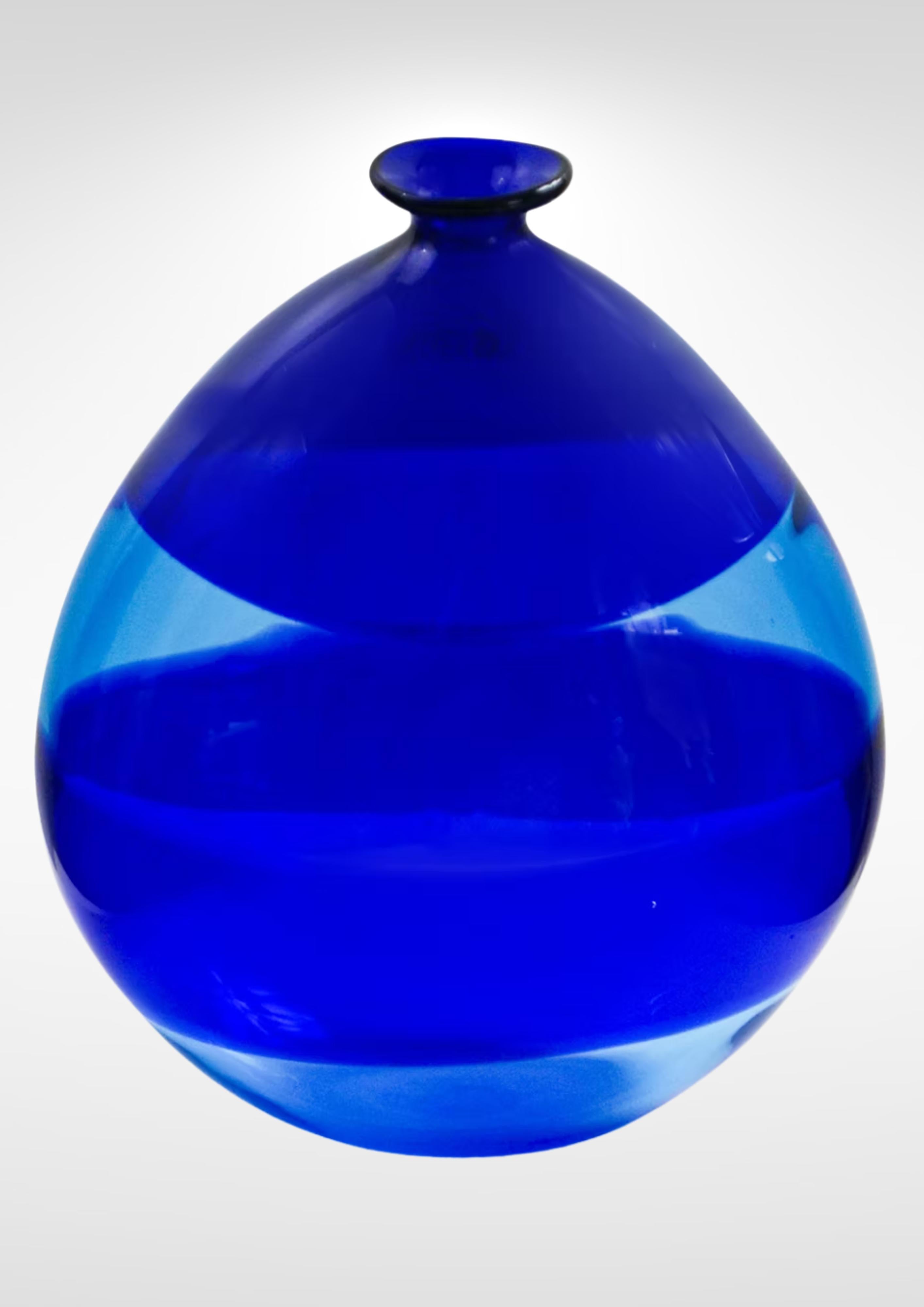 Mid-Century Modern Cenedese and Albarelli Murano Glass Blue Striped Vase For Sale