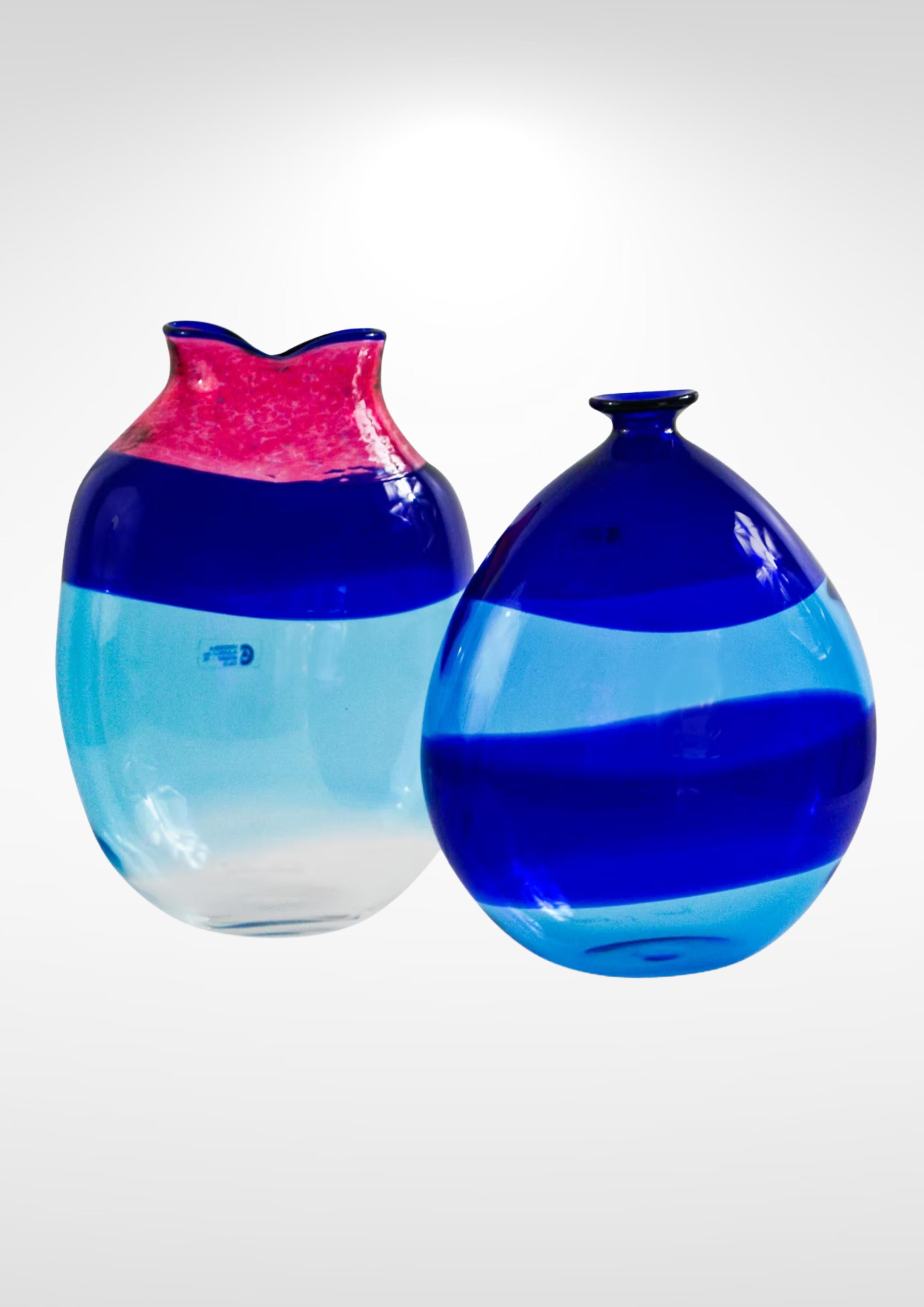 Cenedese and Albarelli Murano Glass Blue Striped Vase For Sale 1