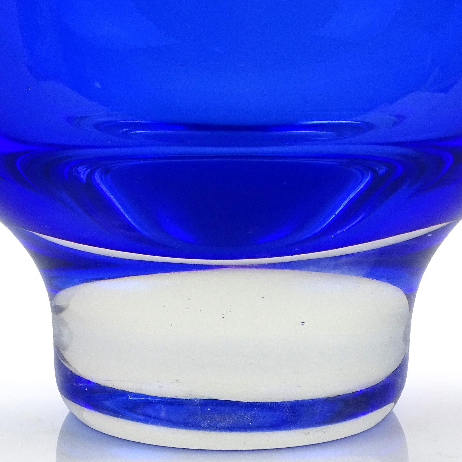 20th Century Cenedese Antonio da Ros Murano Sommerso Blue Italian Art Glass Flower Vase For Sale
