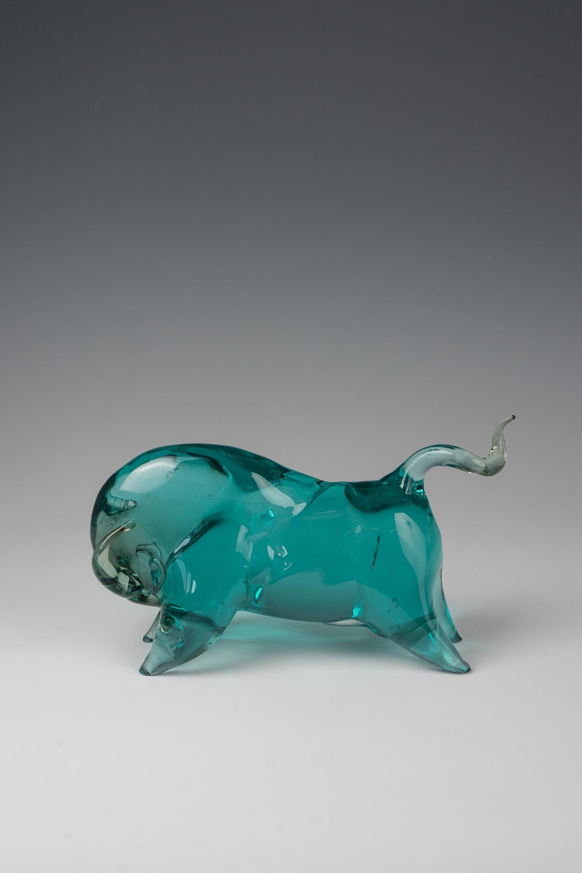 Cenedese Antonio da Ros. Colección del museo. Búfalo marrón petróleo.
Una auténtica pieza de museo.

Procedencia: La pieza formaba parte de la colección privada del museo (muestrario) de la familia Cenedese. Fue ejecutada entre 1965-75 como pieza de