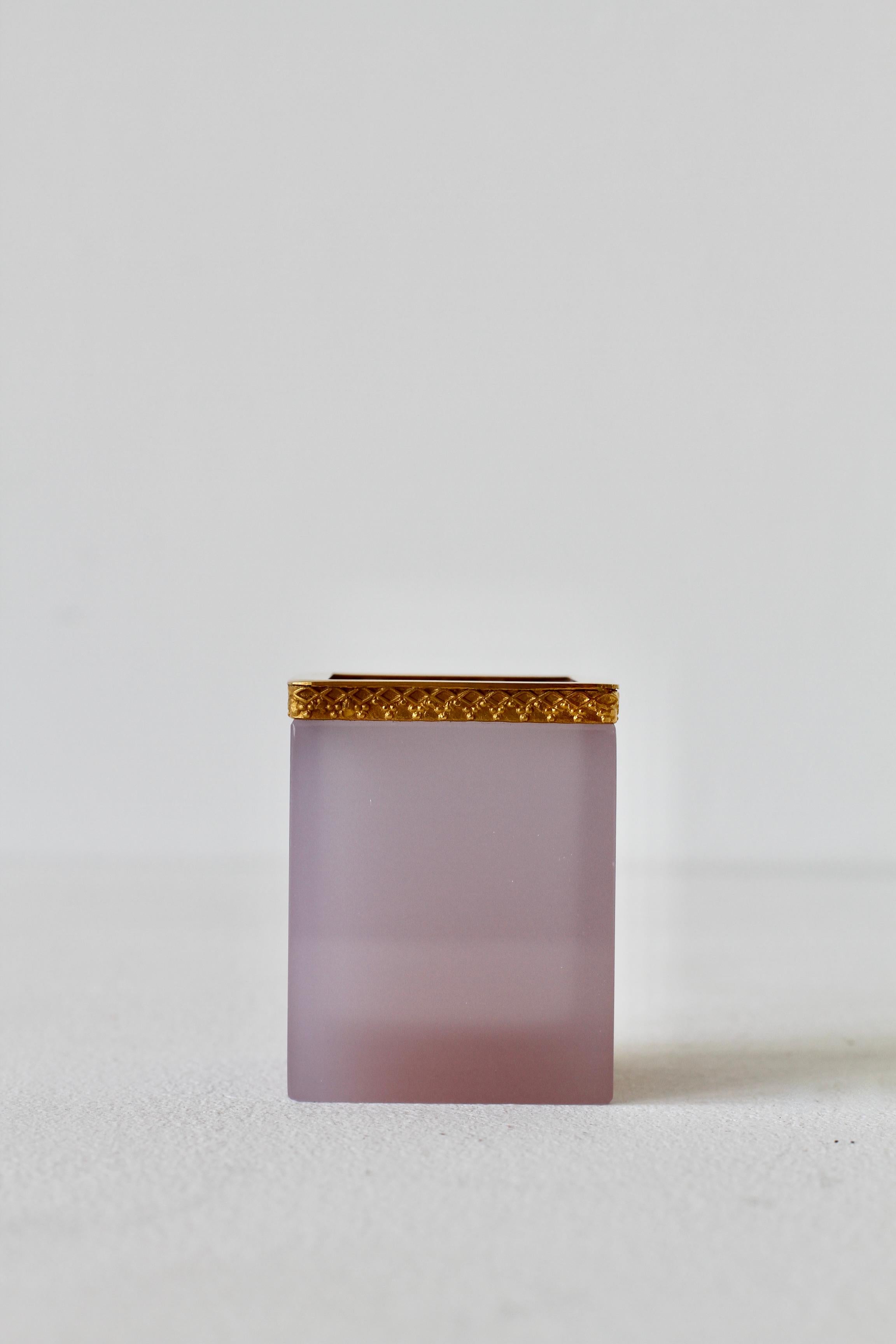 Pendelhalter 'Attr.' aus rosafarbenem Opalglas und vergoldetem Muranoglas von Denedese (Poliert) im Angebot
