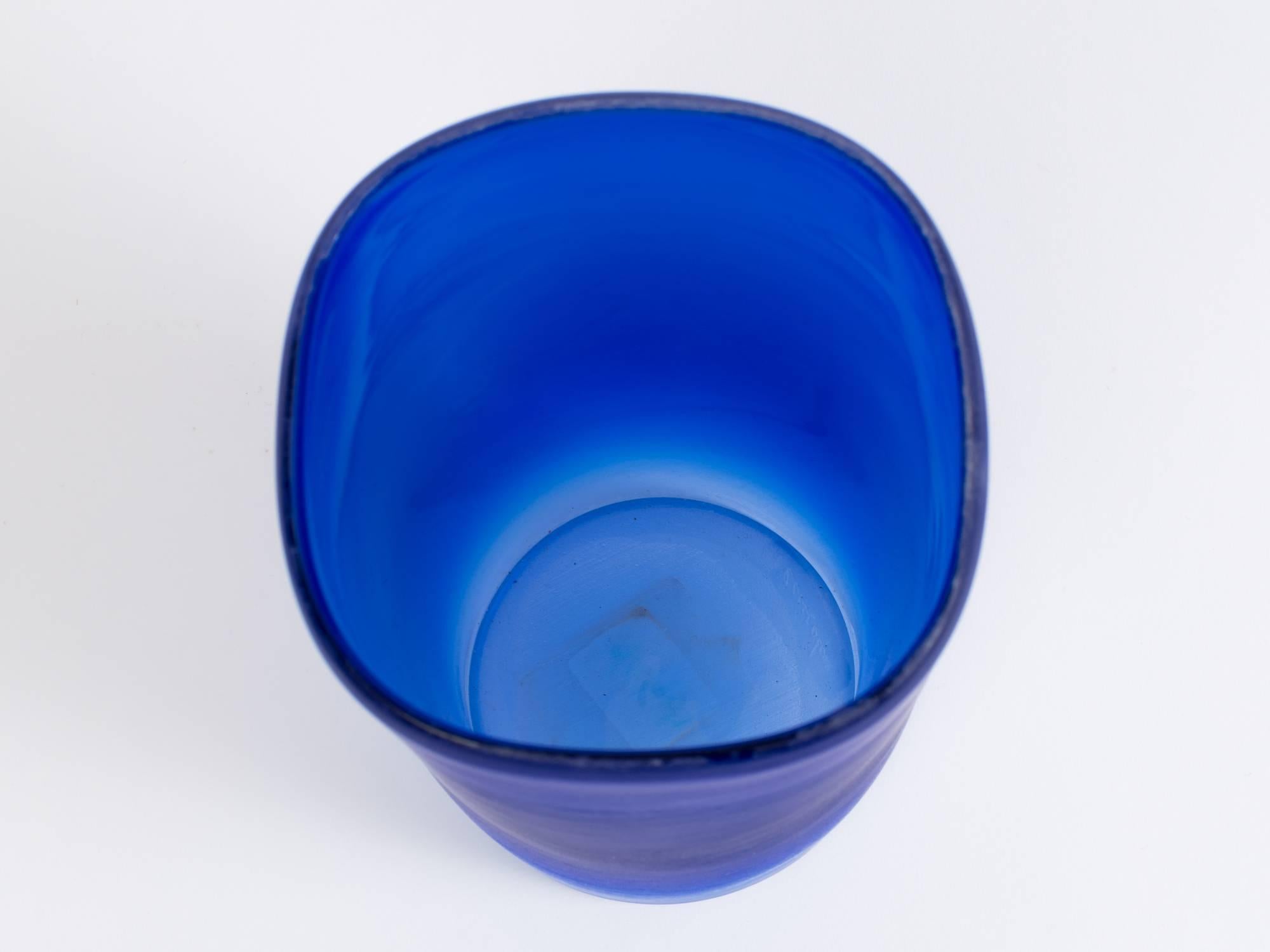 Italiano Vaso in vetro italiano blu cobalto Cenedese