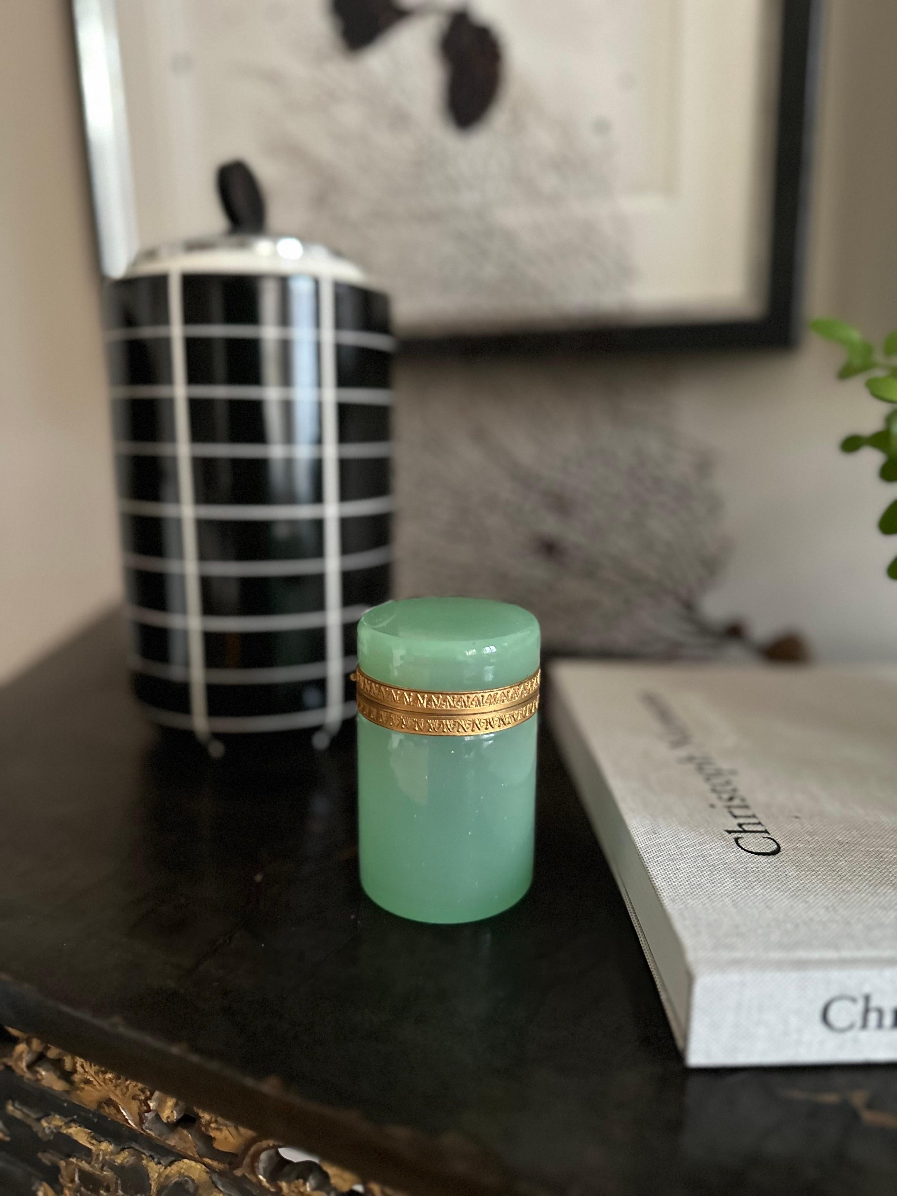  Boîte à bijoux en verre de Murano de Cenedese - vert jade, début du 20e siècle, Italie en vente 3