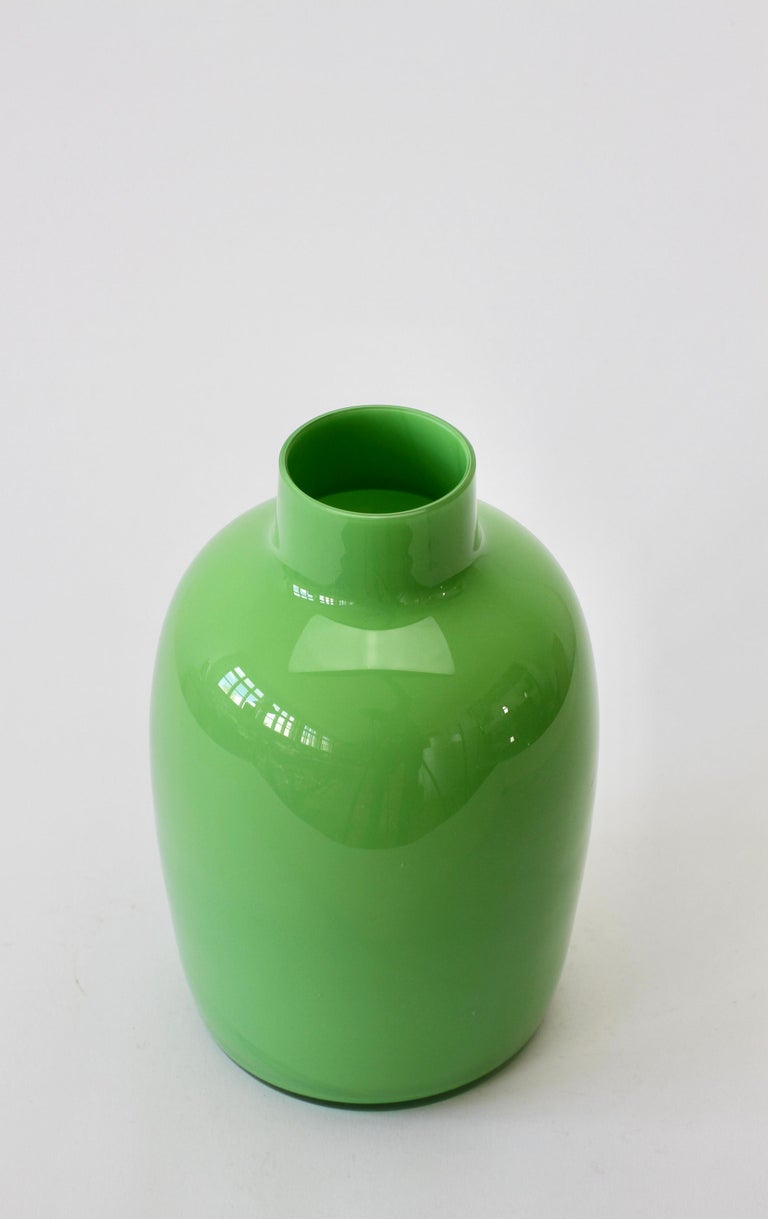 Cenedese Large Green Vintage Italian Venetian Murano Glass Vase In Good Condition For Sale In Landau an der Isar, Bayern