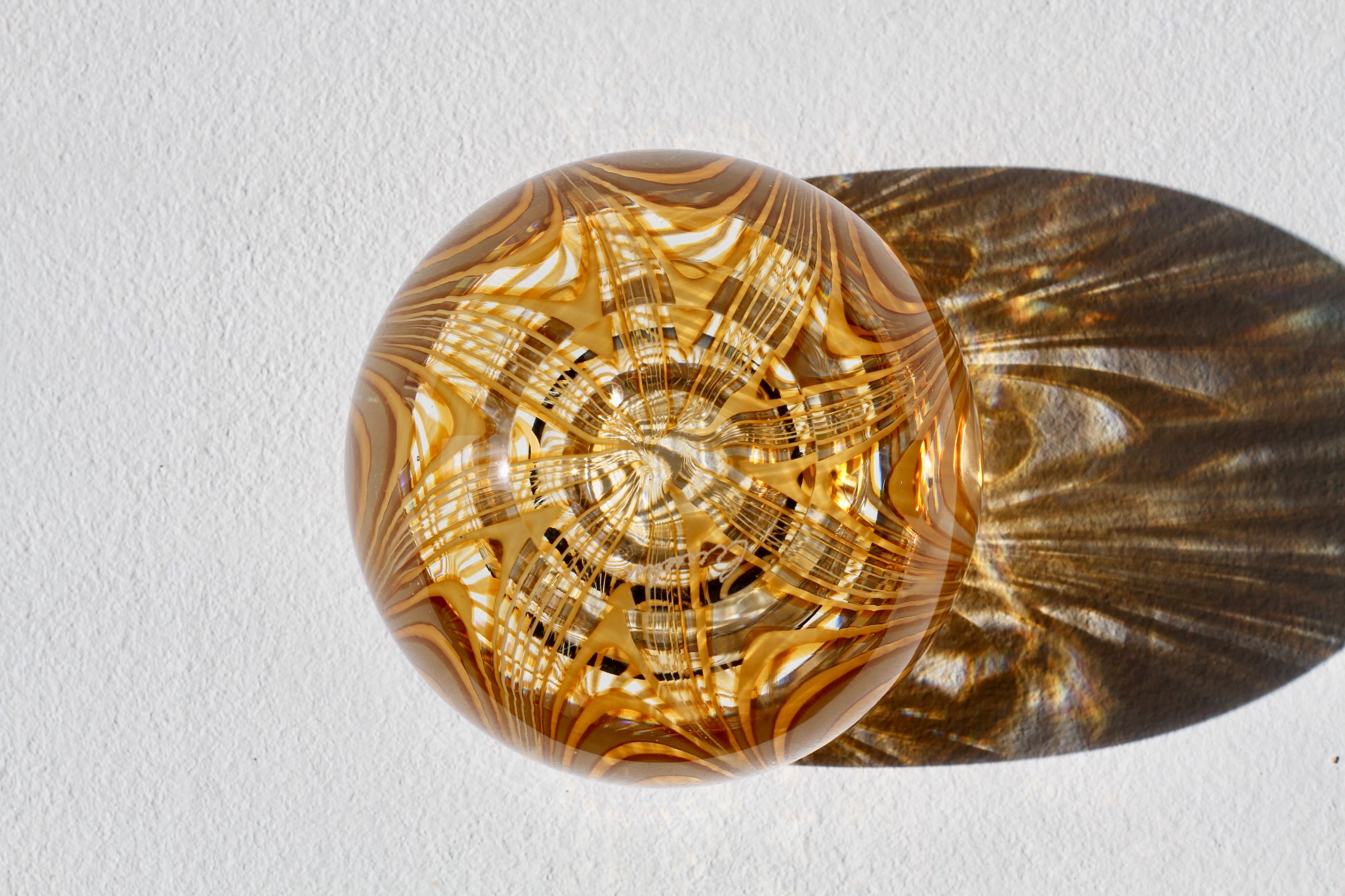 Cenedese Mid-Century 1970s Italian Amber 'Zebrato' Clear Murano Glass Ashtray For Sale 6
